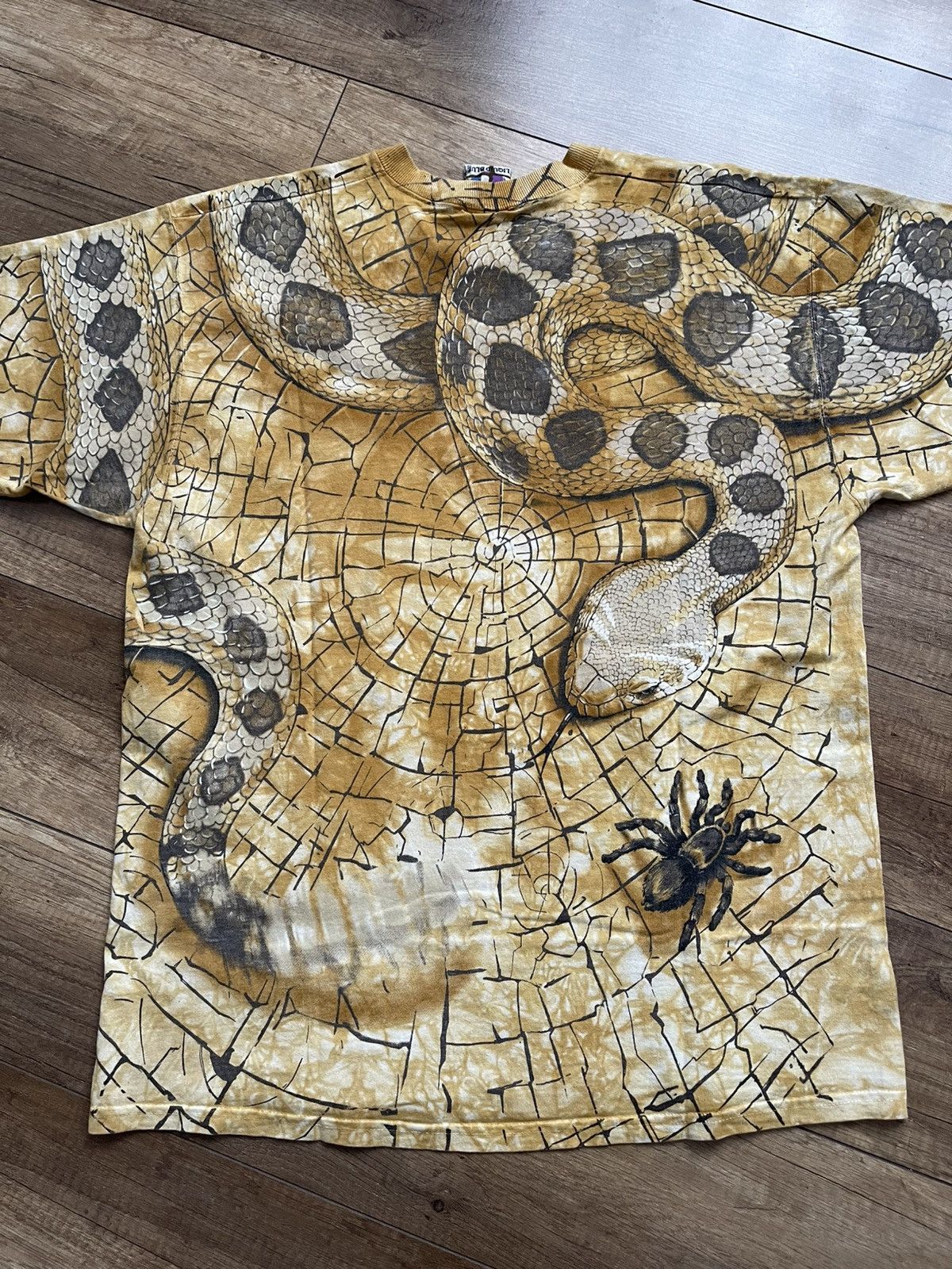 Liquid Blue 1996 Liquid Blue Snake Scorpion Vintage T-Shirt Tee Size US L / EU 52-54 / 3 - 7 Thumbnail