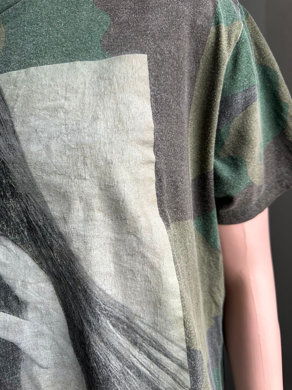 Japanese Brand Ayumi hamasaki Trouble Tour Camo Tshirt Size US M / EU 48-50 / 2 - 10 Thumbnail