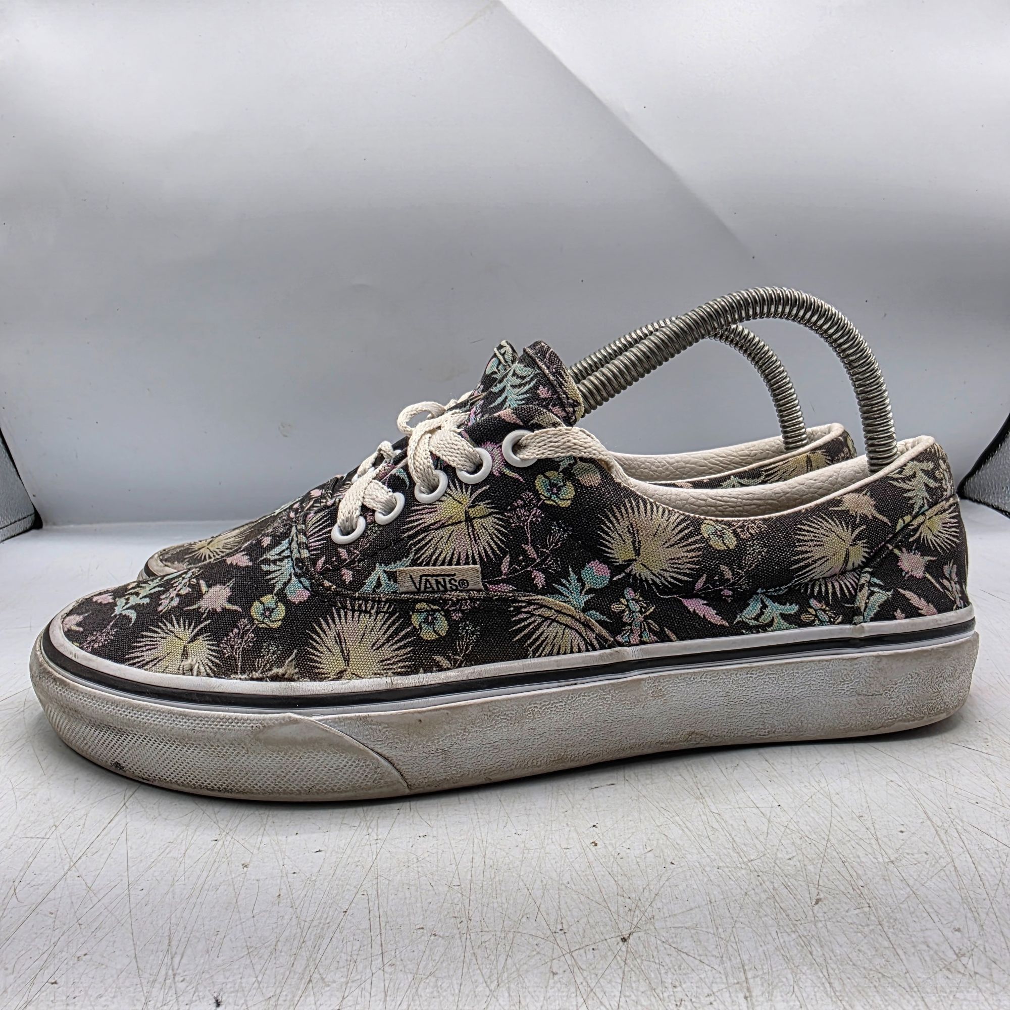 Vans Vans Era Paradise Womens Size 9 Black Floral Sneaker Shoes W Size US 9 / IT 39 - 12 Thumbnail