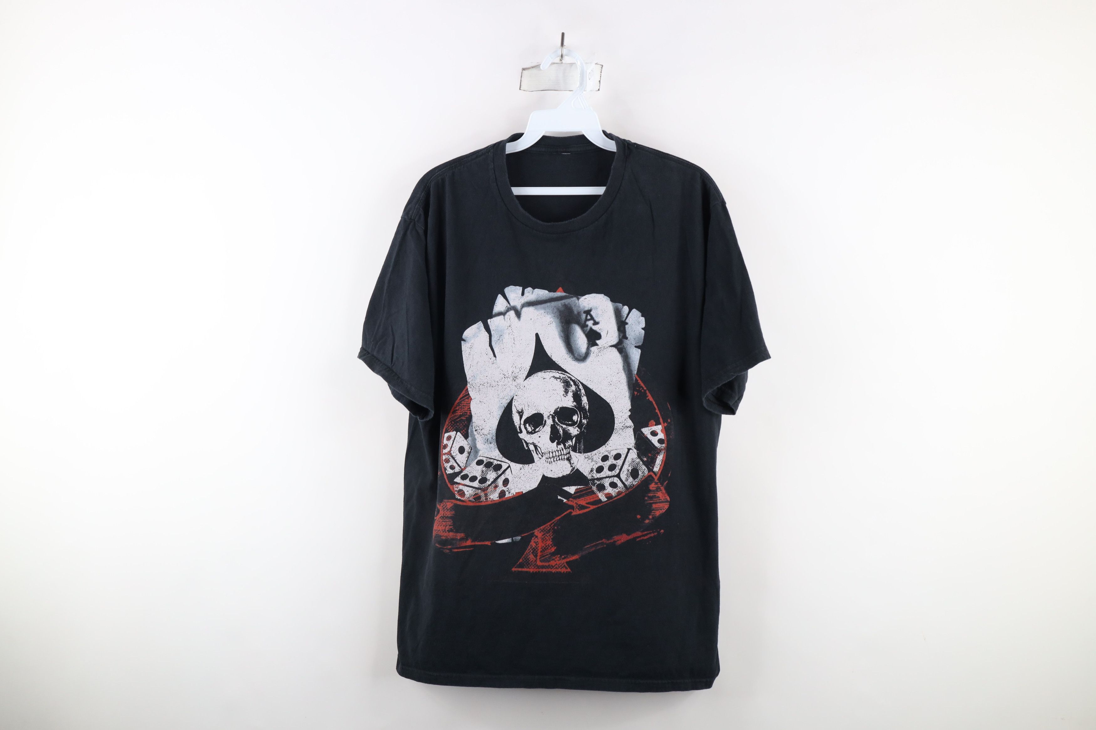 Vintage Vintage Y2K Streetwear Skull Dice Poker MMA Fighting T-Shirt Size US L / EU 52-54 / 3 - 1 Thumbnail