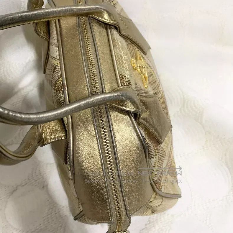 Vivienne Westwood Vivienne Westwood size OS Rare gold handbag Size ONE SIZE - 8 Thumbnail