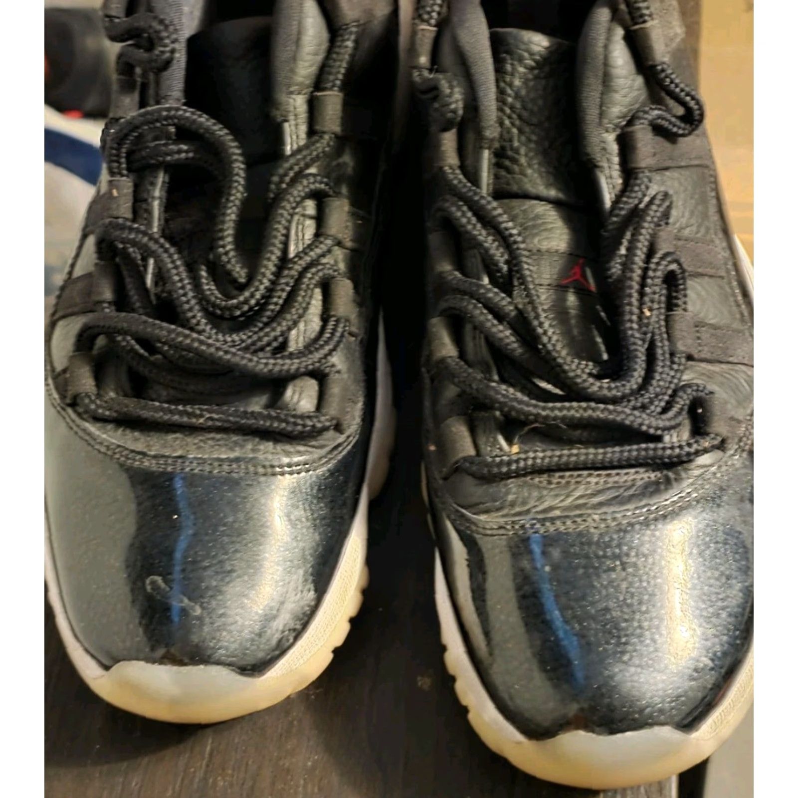 Jordan Brand Air Jordan 11 Retro Low 72-10 Size 9.5 Black Nike Sneaker Men Jordan AV2187-001 Size US 10 / EU 43 - 4 Thumbnail