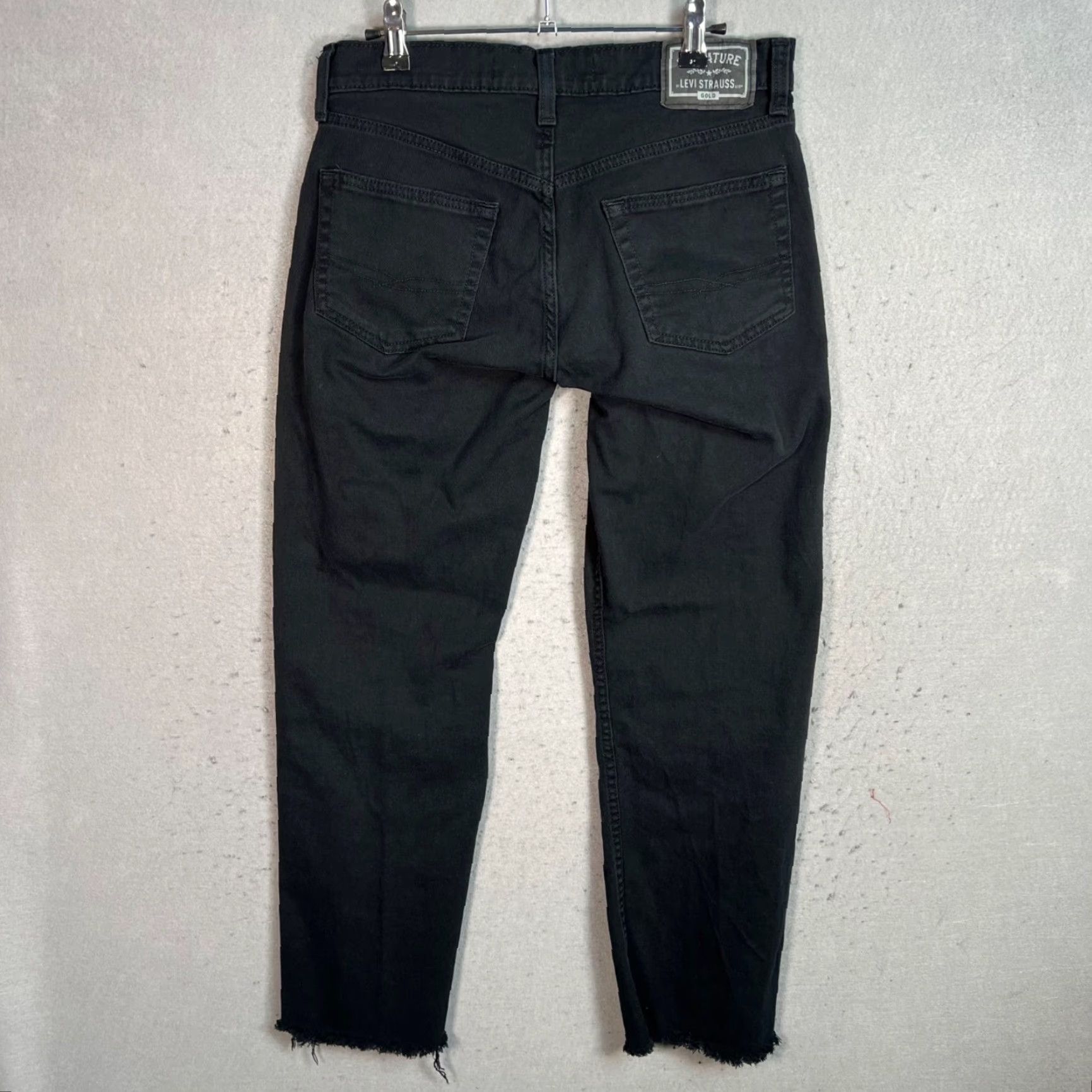 Levi's VINTAGE Levi's Jeans Men 29 x 32 Relaxed Fit Signature Gold Distressed Hem / Black Denim 5-Pocket Straight Fit Mens Size US 29 - 2 Thumbnail