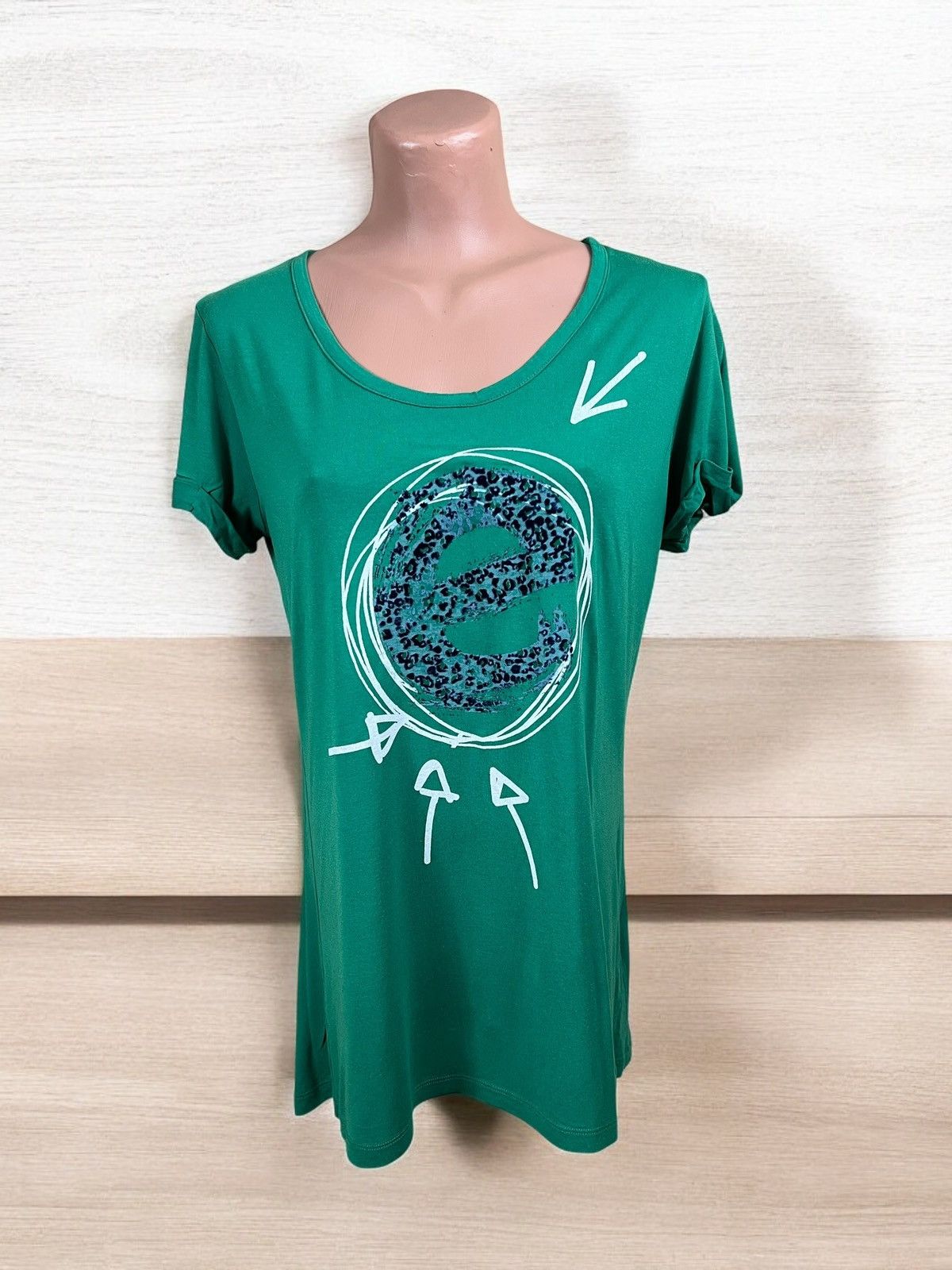 Desigual Desigual t-shirt size XL Size XL / US 12-14 / IT 48-50 - 1 Thumbnail
