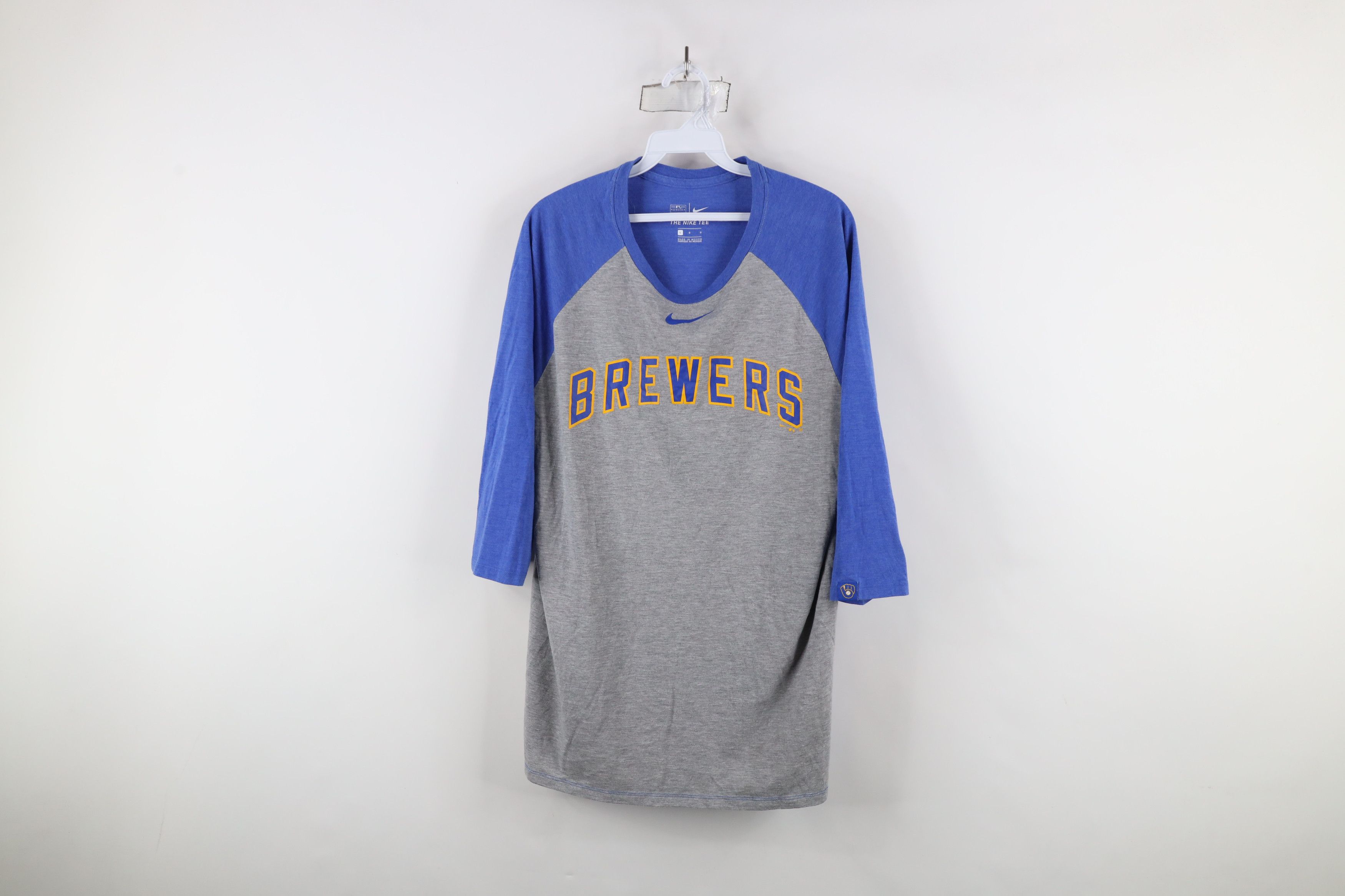 Nike × Vintage Vintage Y2K Nike Swoosh Milwaukee Brewers Raglan T-Shirt Size US L / EU 52-54 / 3 - 1 Thumbnail