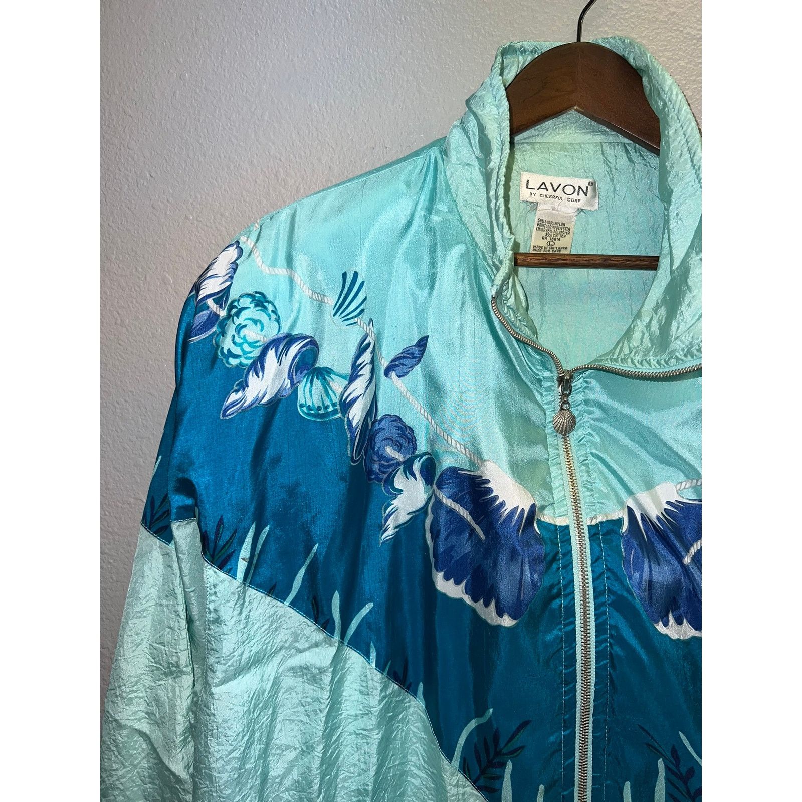 Vintage Vintage Womens Lavon Windbreaker Shells Shell Full Zip VTG L Size L / US 10 / IT 46 - 2 Thumbnail