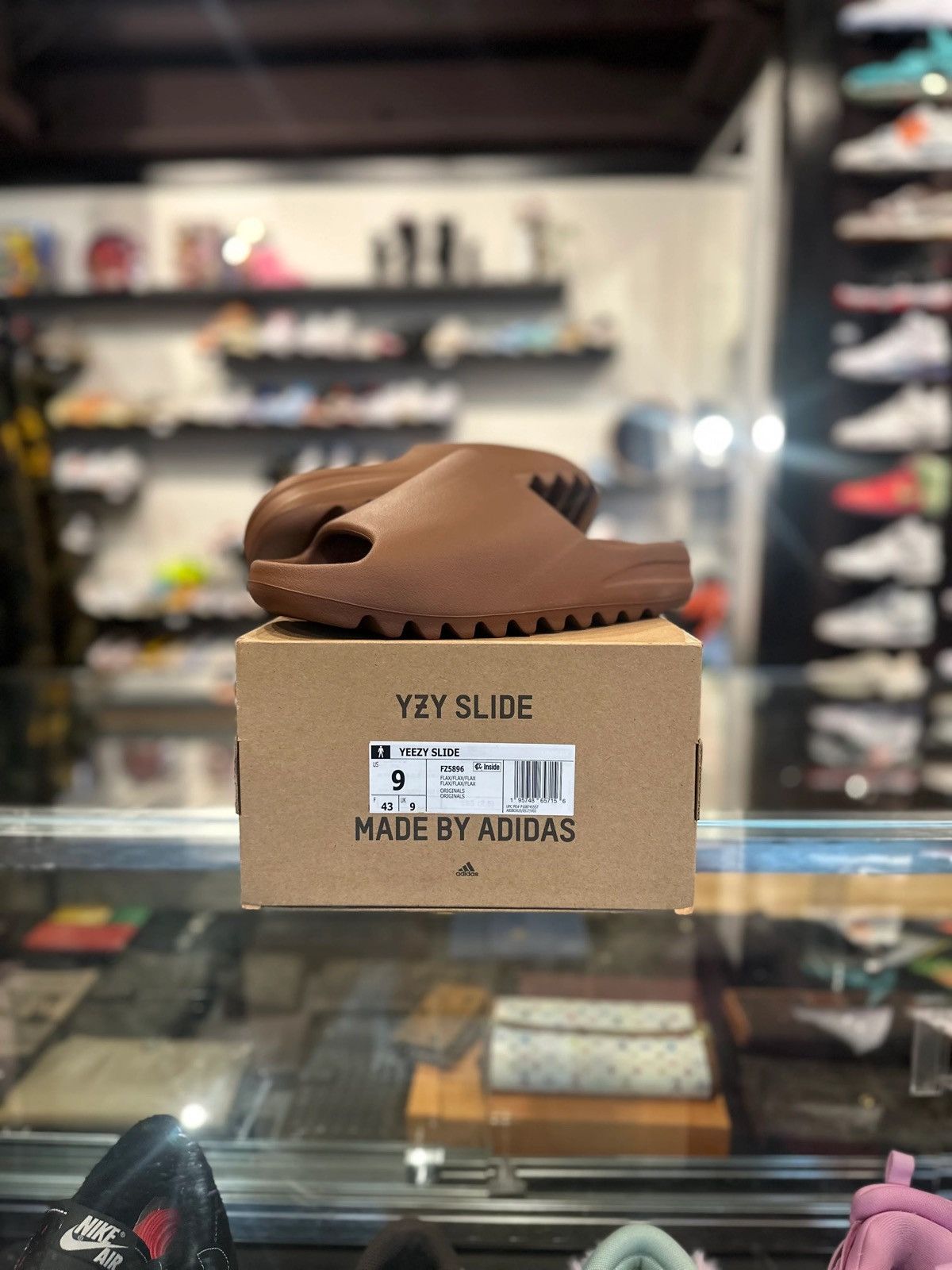 Yeezy Yeezy slide Flax DS OG all 9 Size US 9 / EU 42 - 1 Preview