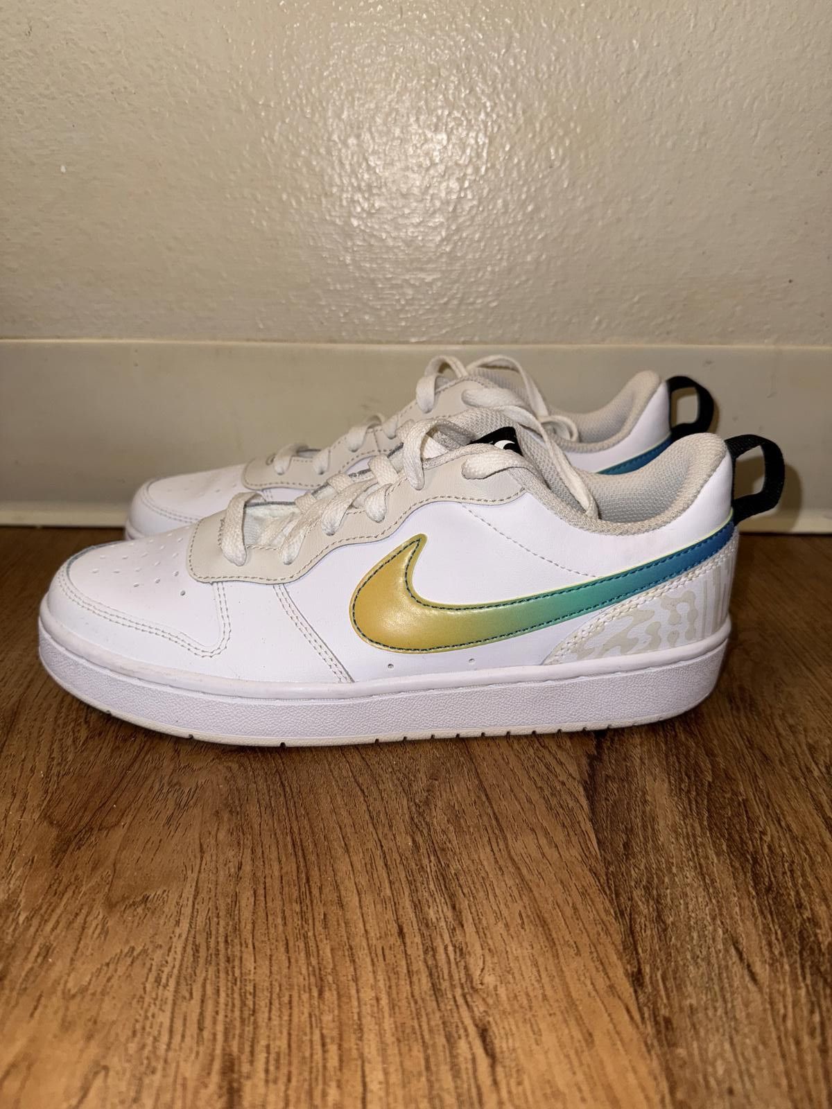 Nike Nike Borough low 2 SE Unlock Your Space Gs Size US 7 / EU 40 - 5 Thumbnail