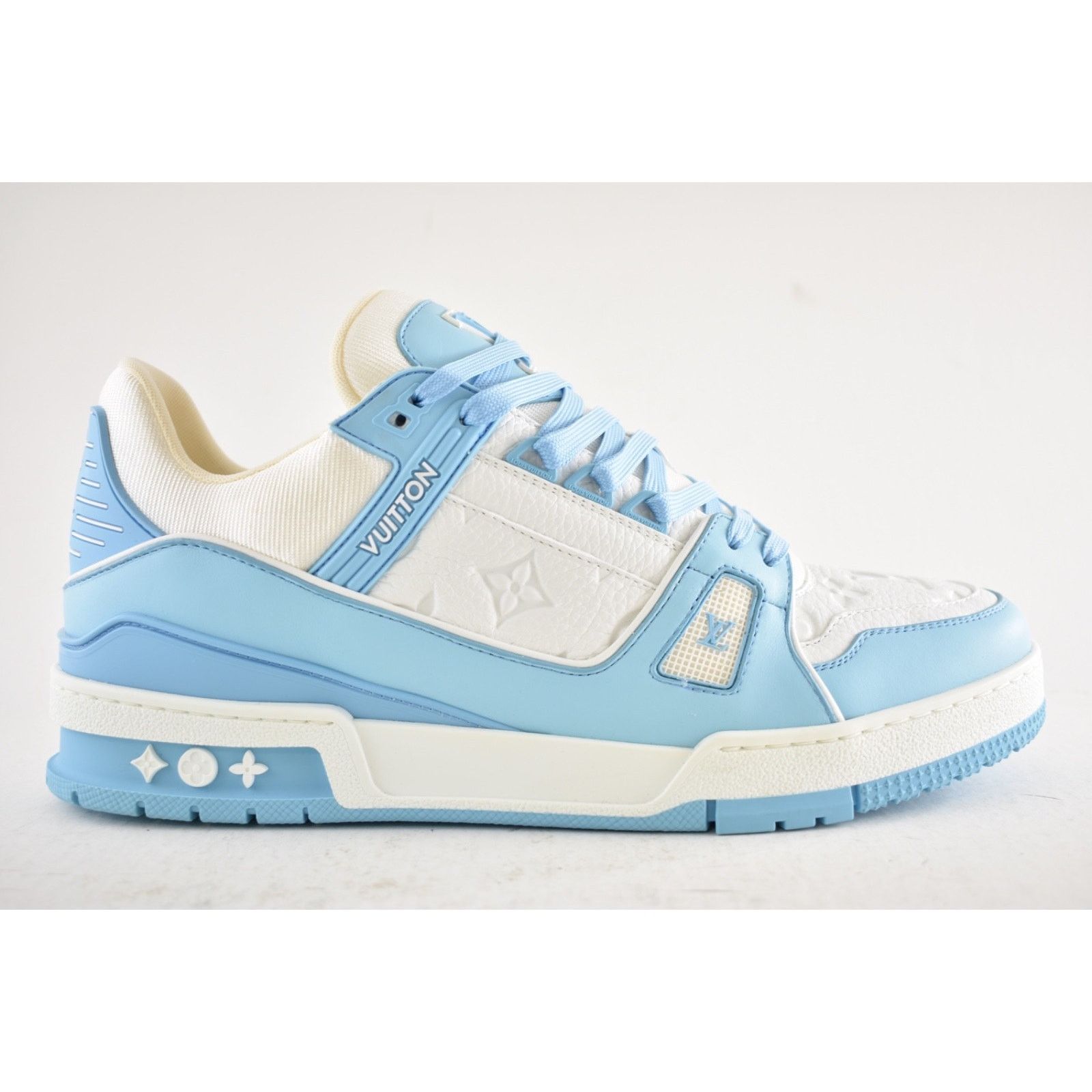 Louis Vuitton Louis Vuitton Sky Blue Empreinte White Leather Low Trainer Size US 10 / EU 43 - 2 Thumbnail