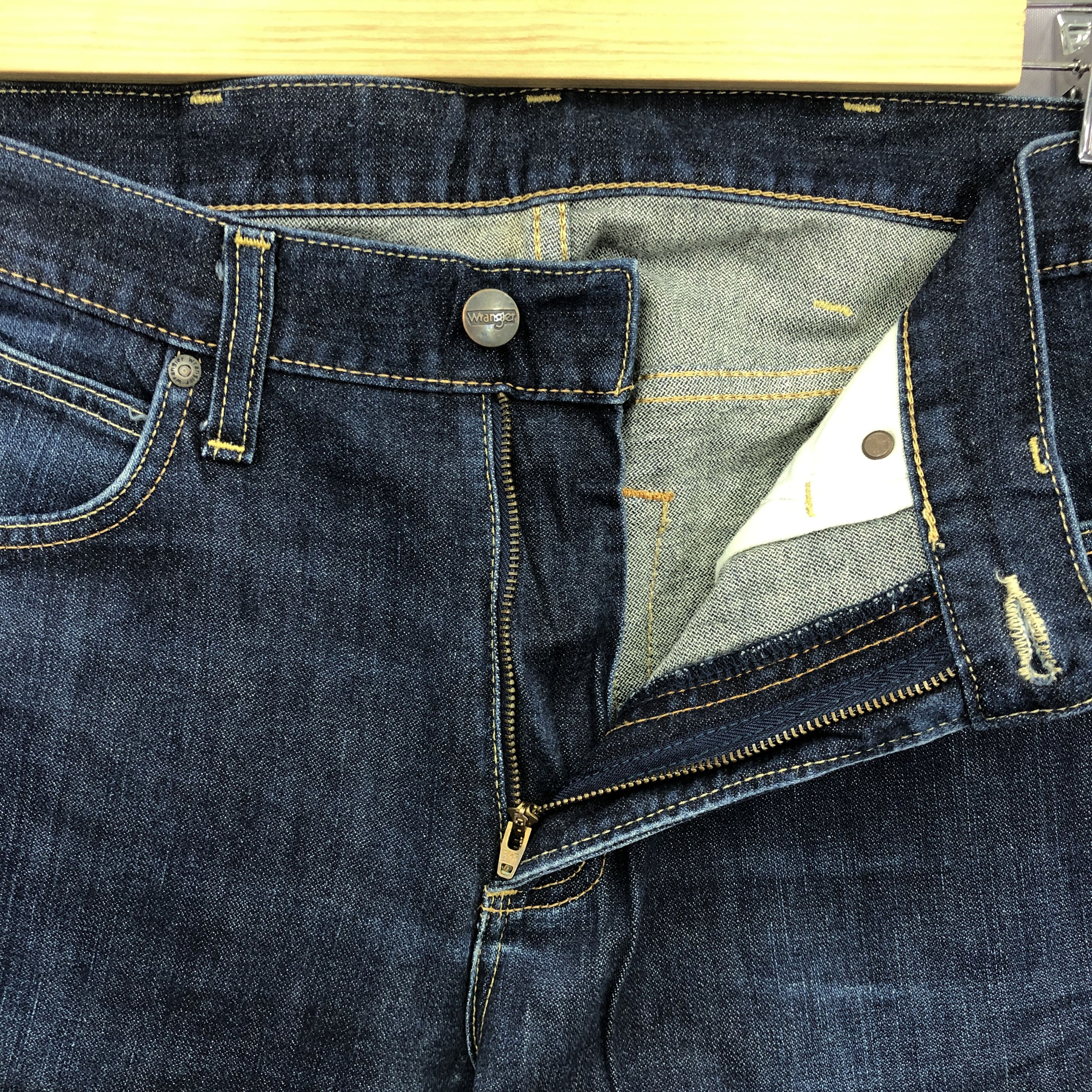Wrangler Vintage Y2K Wrangler Faded Blue Wash Jeans Denim Pants Size US 32 / EU 48 - 6 Thumbnail