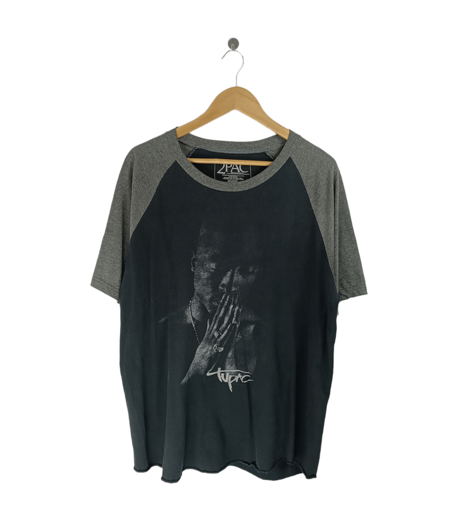 Rap Tees THRASHED FADED VINTAGE TUPAC SHAKUR RAP TEES BIGGIE SNOOP Size US XL / EU 56 / 4 - 1 Thumbnail