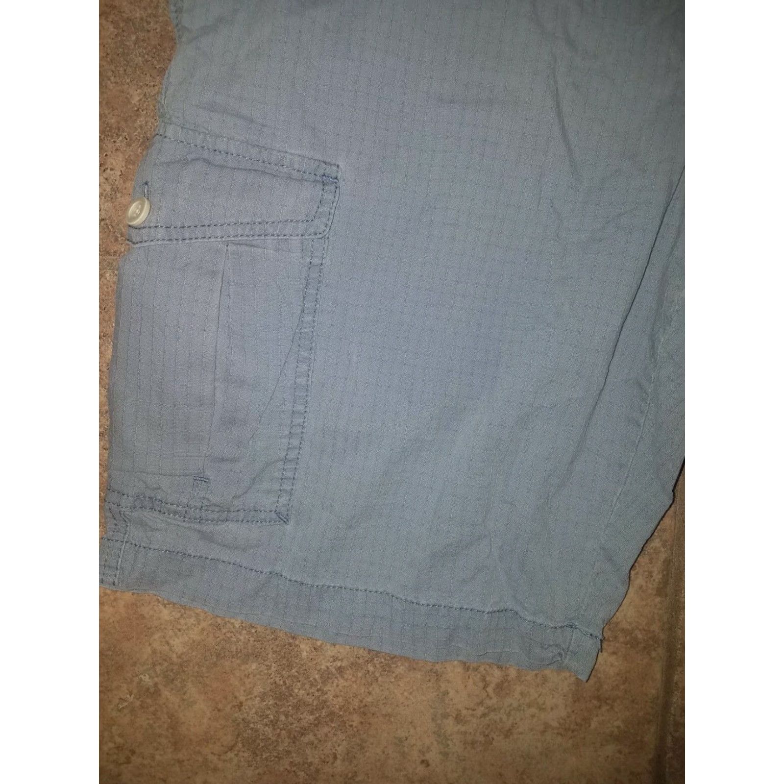 Tommy Bahama Tommy Bahama Cargo Shorts Mens Size 38 Cotton Blend Blueish Gray Cargo Mens 38 Cotton Blend Tommy Bahama Grey Cotton Blend Cargo Shorts Size US 38 / EU 54 - 3 Thumbnail
