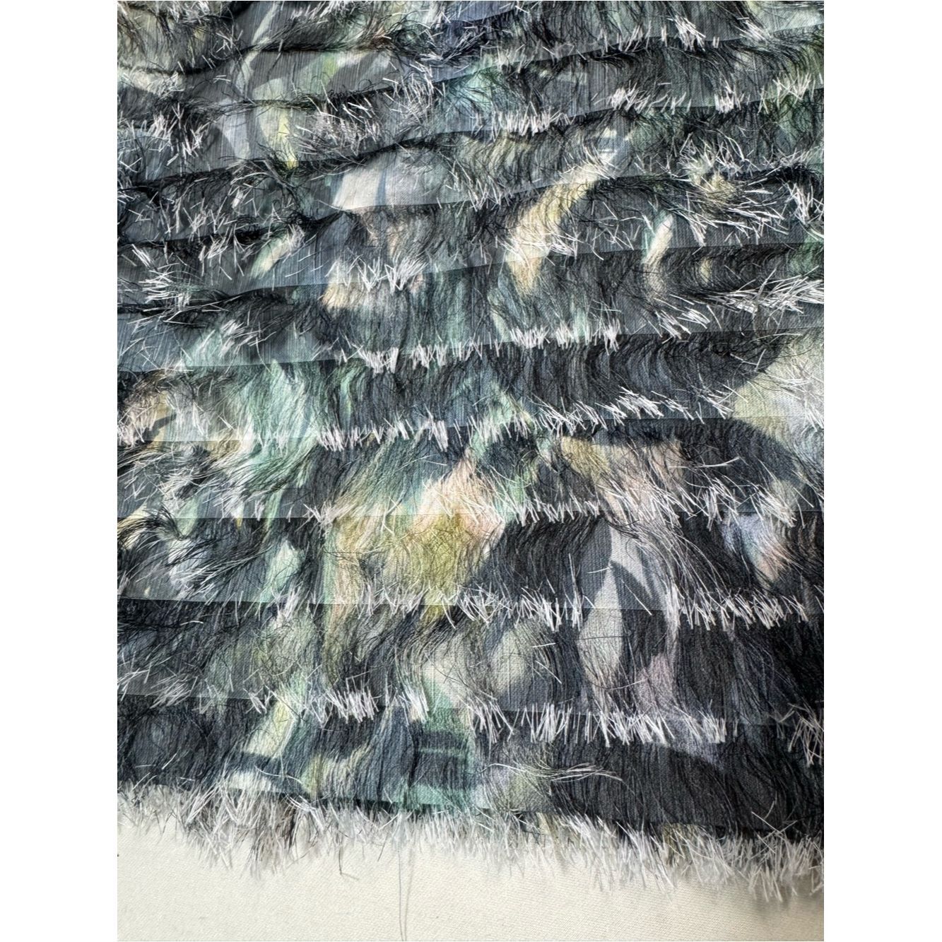Other New Carlisle Green and Black Fringe Textured Pencil Skirt S Size 30" / US 8 / IT 44 - 6 Thumbnail