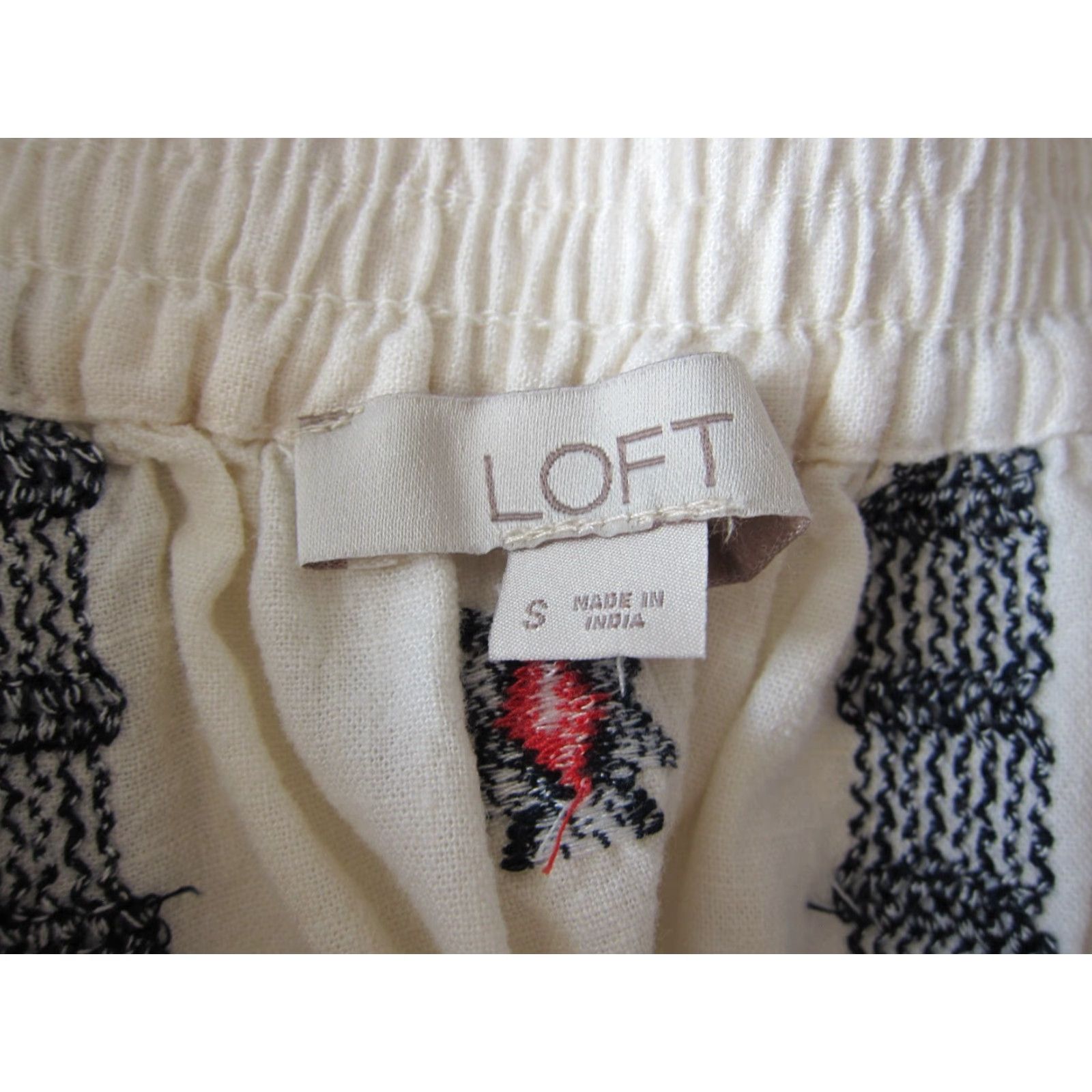Ann Taylor Ann Taylor Loft Skirt Women S Ivory Peasant Linen Cotton Embroidered Short Small Size 28" / US 6 / IT 42 - 3 Thumbnail