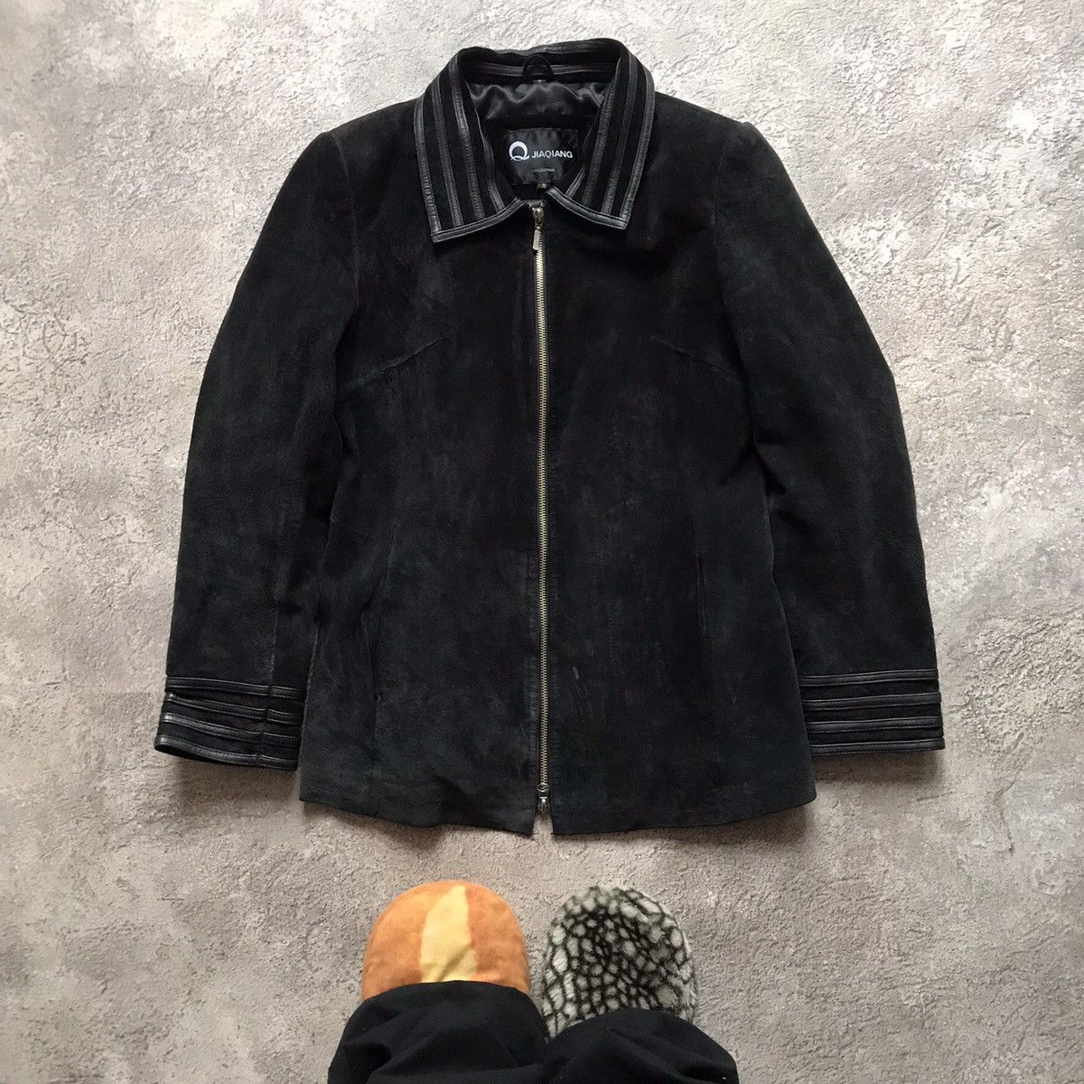 Vintage Vintage 90s Black Suede Jacket Streetwear Grunge Relaxed M Size M / US 6-8 / IT 42-44 - 1 Thumbnail