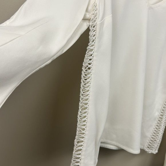 Jonathan Simkhai JONATHAN SIMKHAI ivory V neck satin pull over Size S / US 4 / IT 40 - 5 Thumbnail