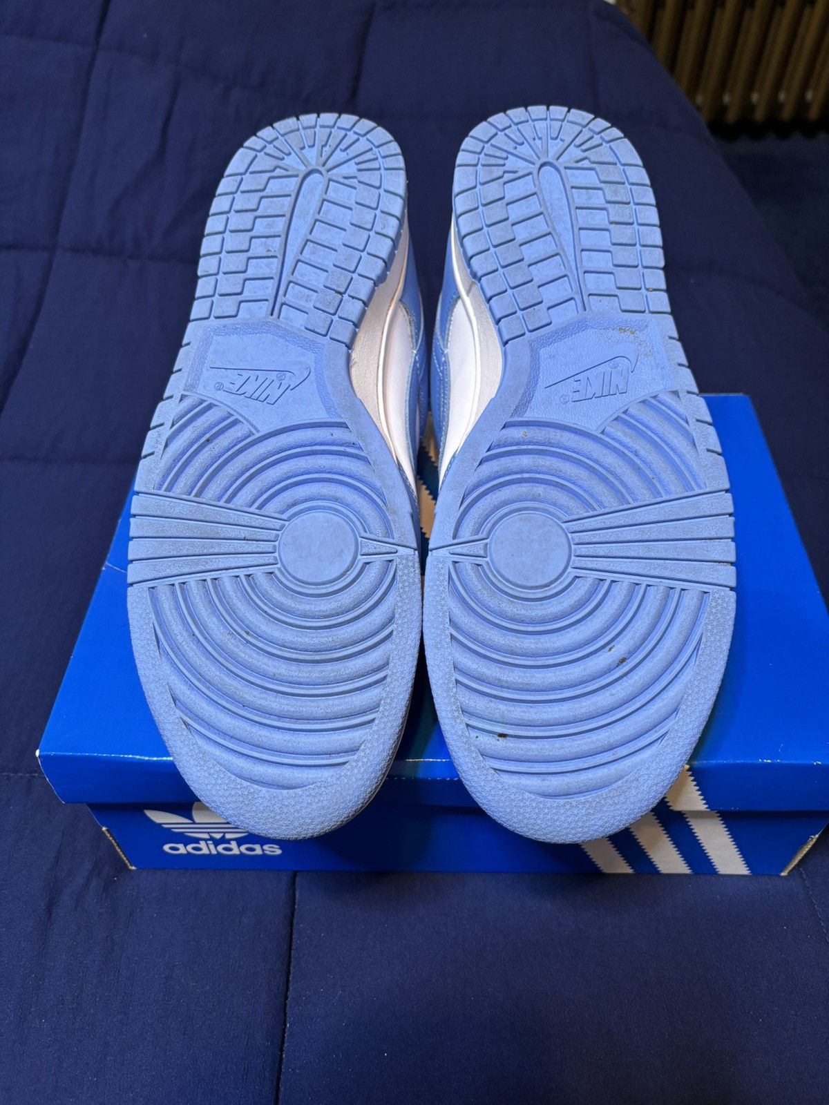 Nike Nike Dunk Low UNC University Blue 2021 Size 11.5 Size US 11.5 / EU 44-45 - 6 Thumbnail
