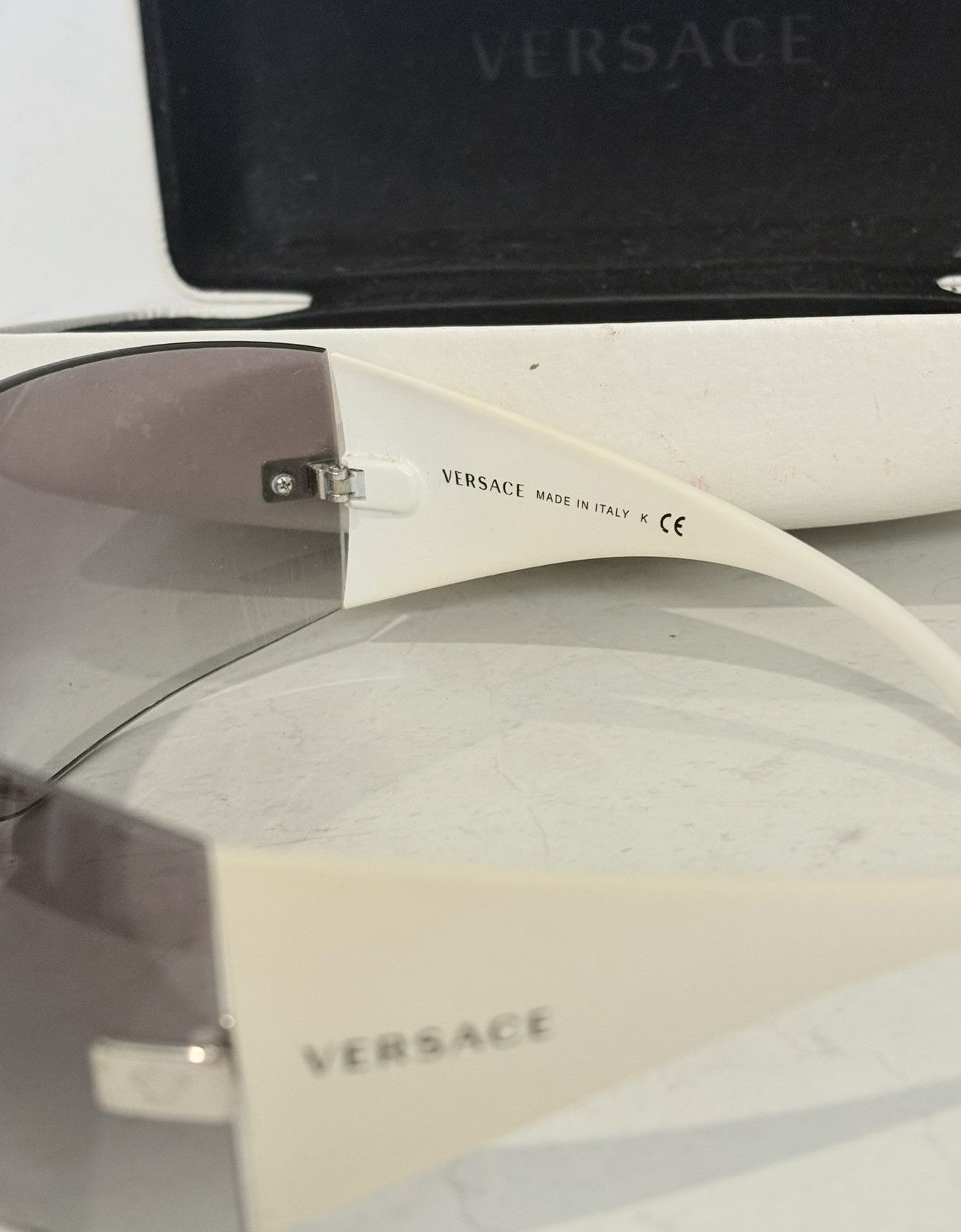 Versace Versace sheild sunglasses Size ONE SIZE - 4 Thumbnail