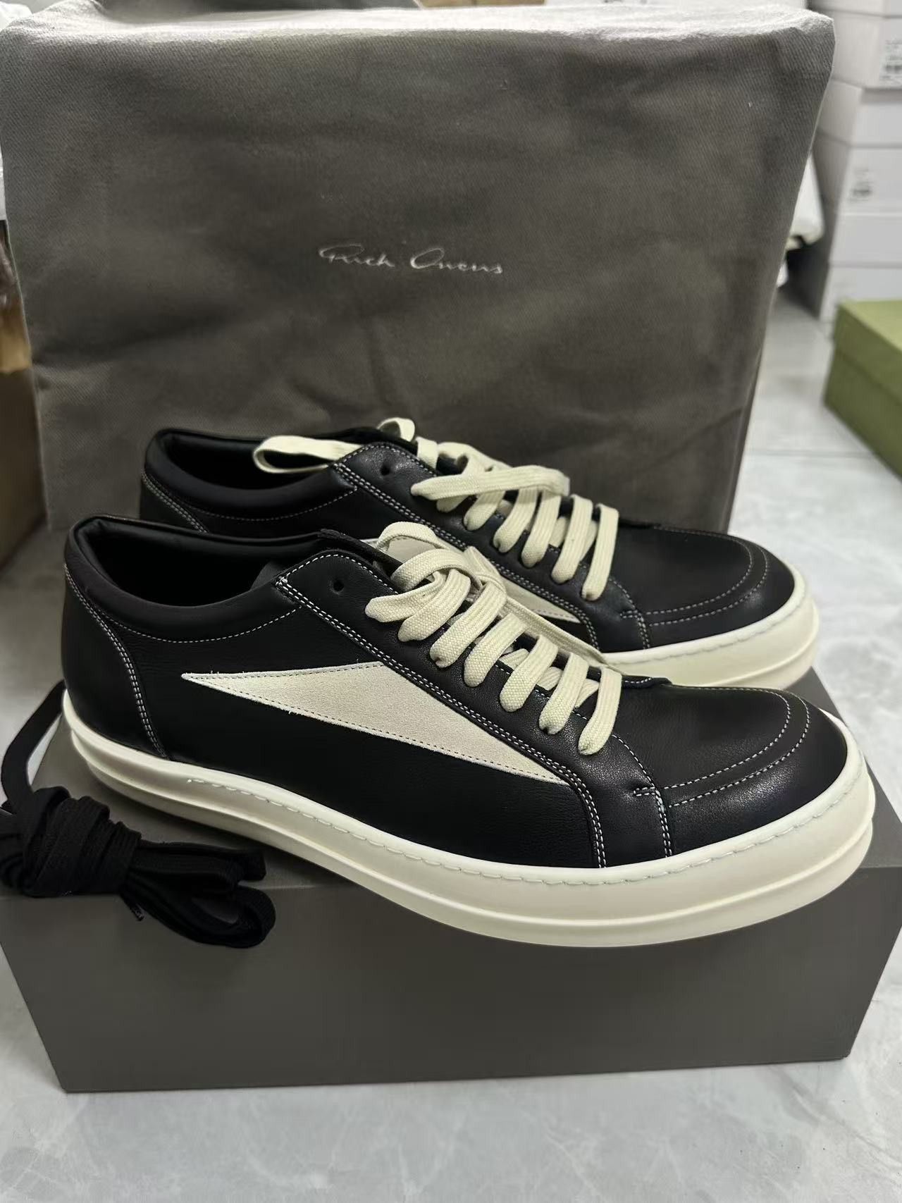Rick Owens Rick Owens Low-Top Sneakers Size US 12 / EU 45 - 1 Thumbnail