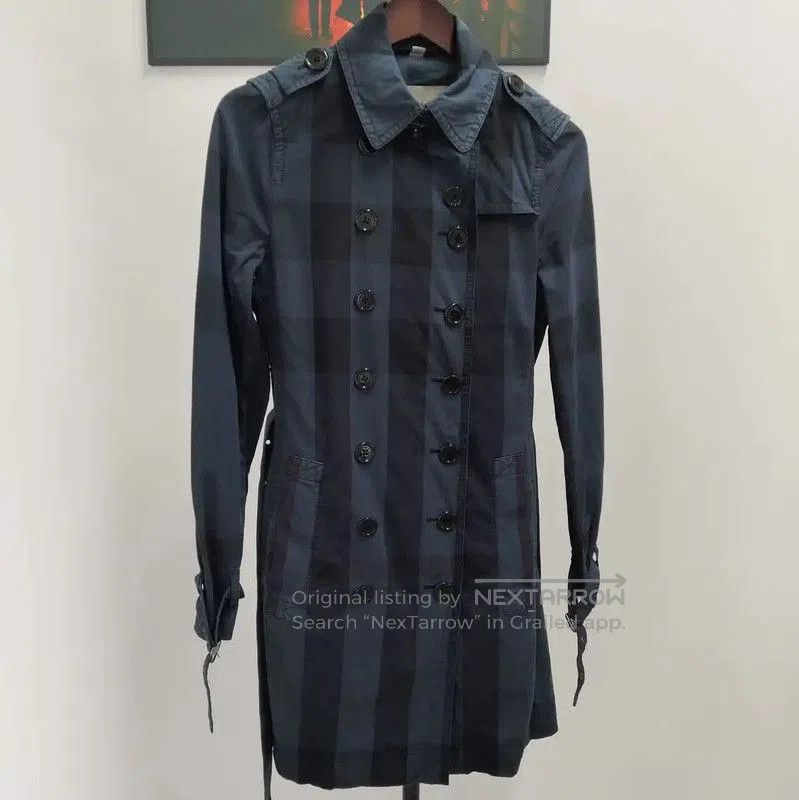 Burberry Burberry Long Cotton Trench Coat for Women. Size M / US 6-8 / IT 42-44 - 1 Thumbnail