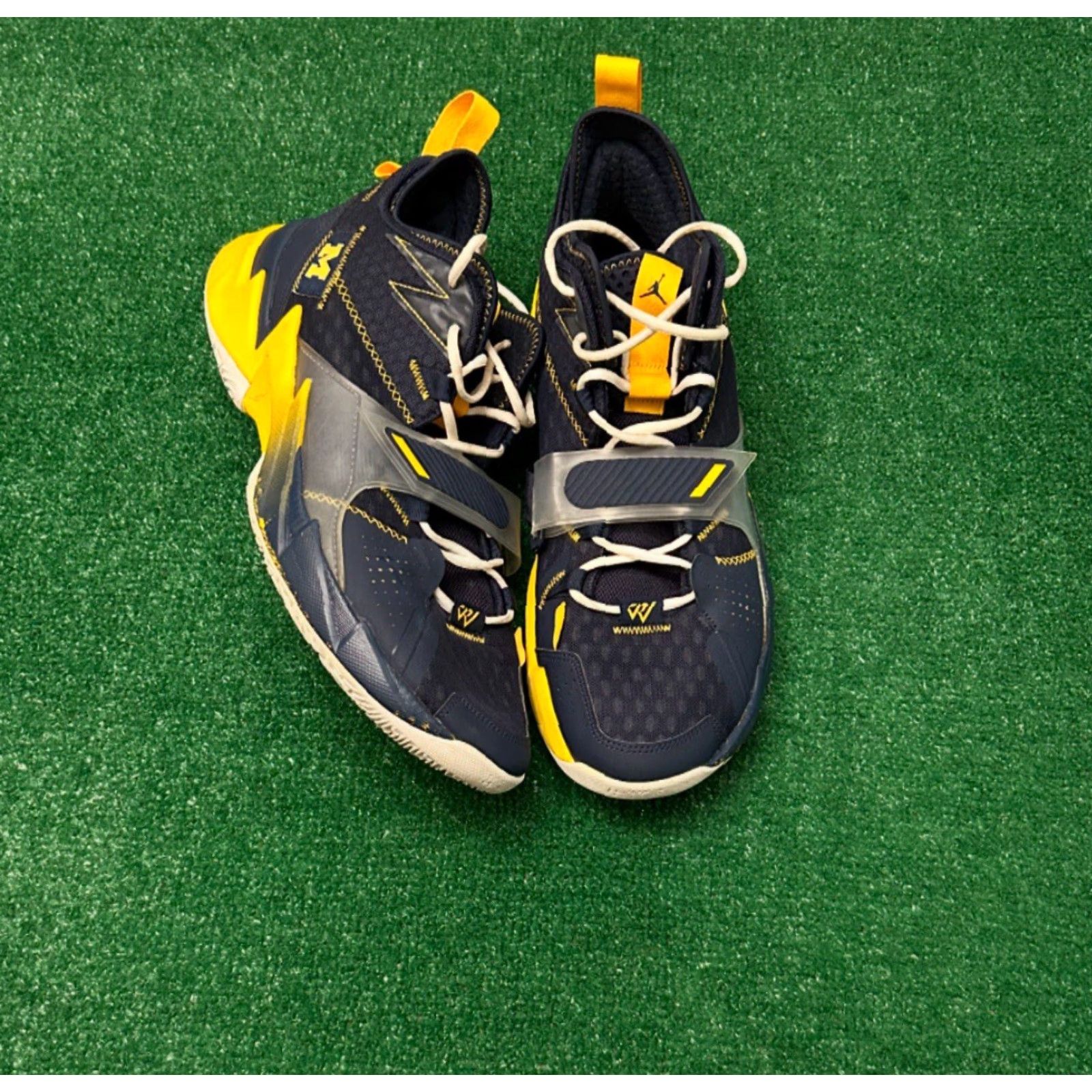 Nike Air Jordan WhyNotZero.3 Westbrook PE Michigan Wolverines Mens Basketball Size 16 Size ONE SIZE - 2 Thumbnail