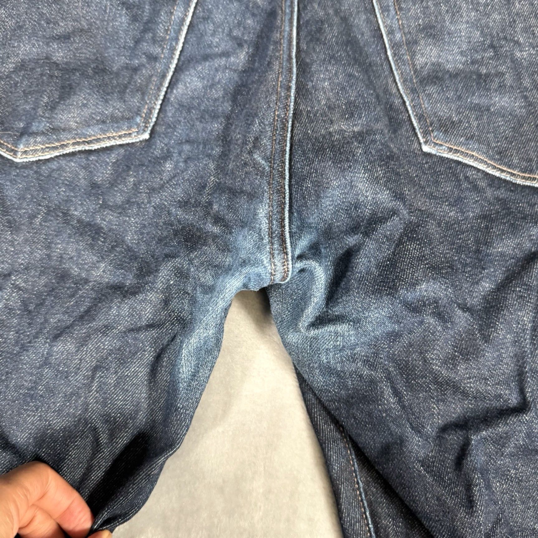 Uniqlo Uniqlo Jeans Mens 35x32 Skinny Slim Fit Faded Dark Wash Denim 5-Pocket Zip Inseam 29 Blue | Regular Fit Jeans Mens Size US 35 - 7 Thumbnail