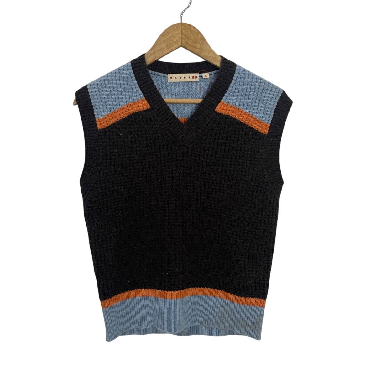 Marni × Uniqlo Vintage Marni X Uniqlo Sleeveles knitwear Size M / US 6-8 / IT 42-44 - 1 Thumbnail