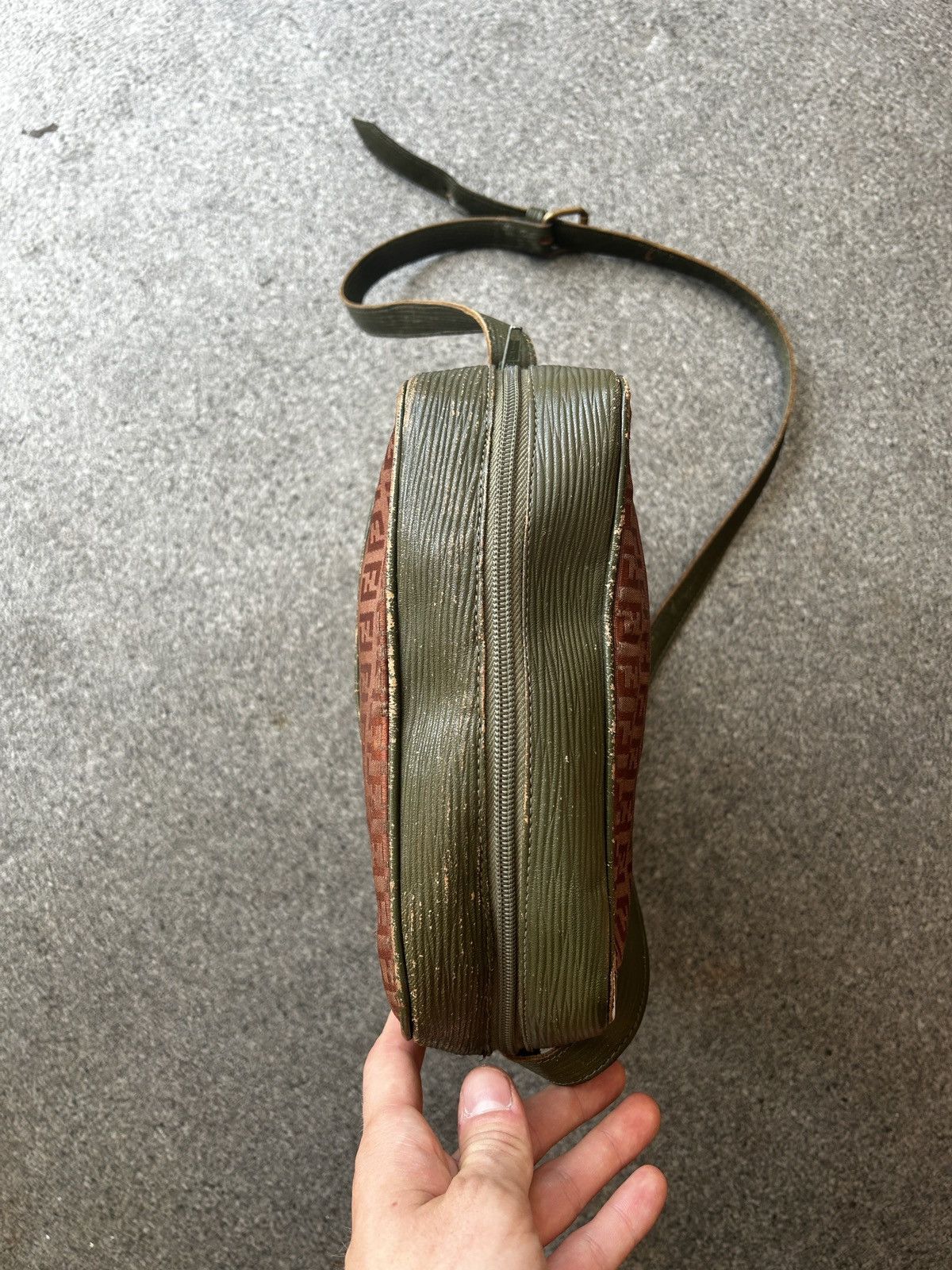 Fendi × Vintage Rare Vintage Fendi Monogram Shoulder Bag Size ONE SIZE - 11 Thumbnail