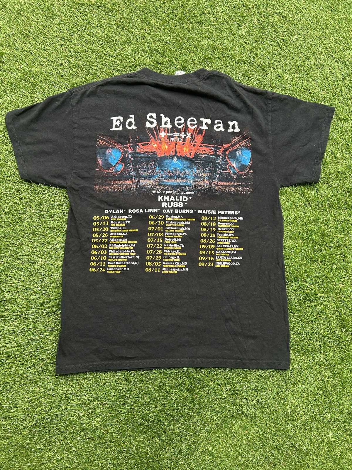 Band Tees Ed Sheeran Tour 2023 T-Shirt Size US M / EU 48-50 / 2 - 4 Thumbnail
