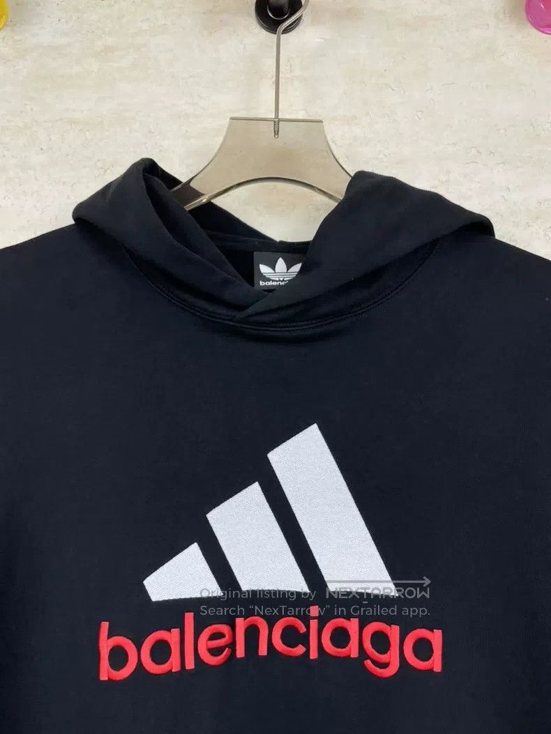 Balenciaga Balenciaga Black and Red Embroidered Hoodie Size US M / EU 48-50 / 2 - 3 Thumbnail