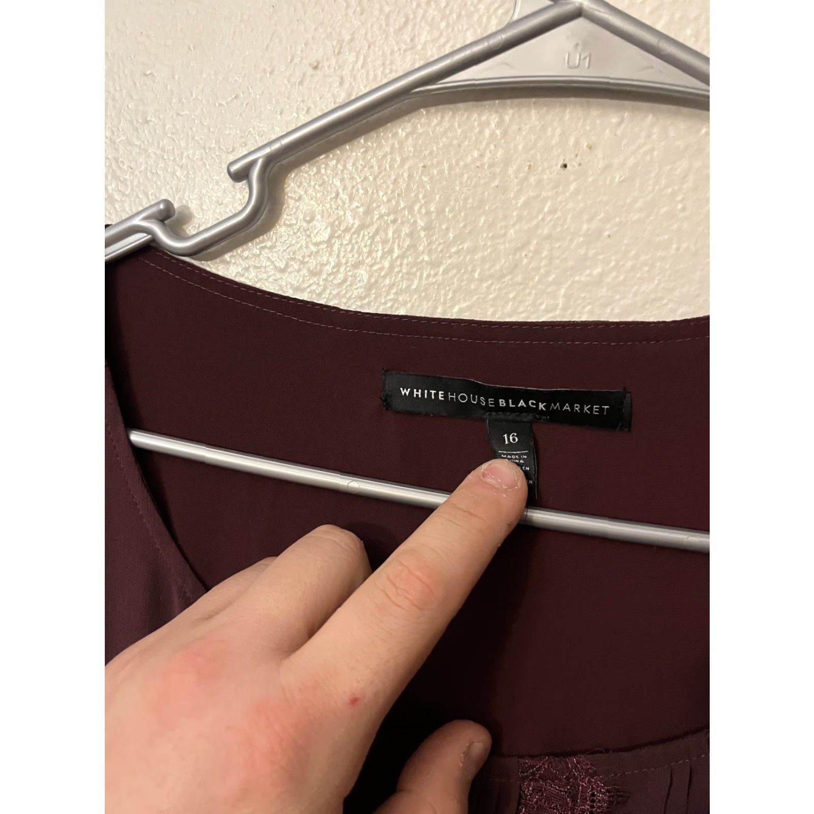 White House Black Market Womans White House Black Market Blouse 16 Maroon Long Sleeve Womens EUC WHBM Size XXL / US 16-18 / IT 52-54 - 2 Thumbnail