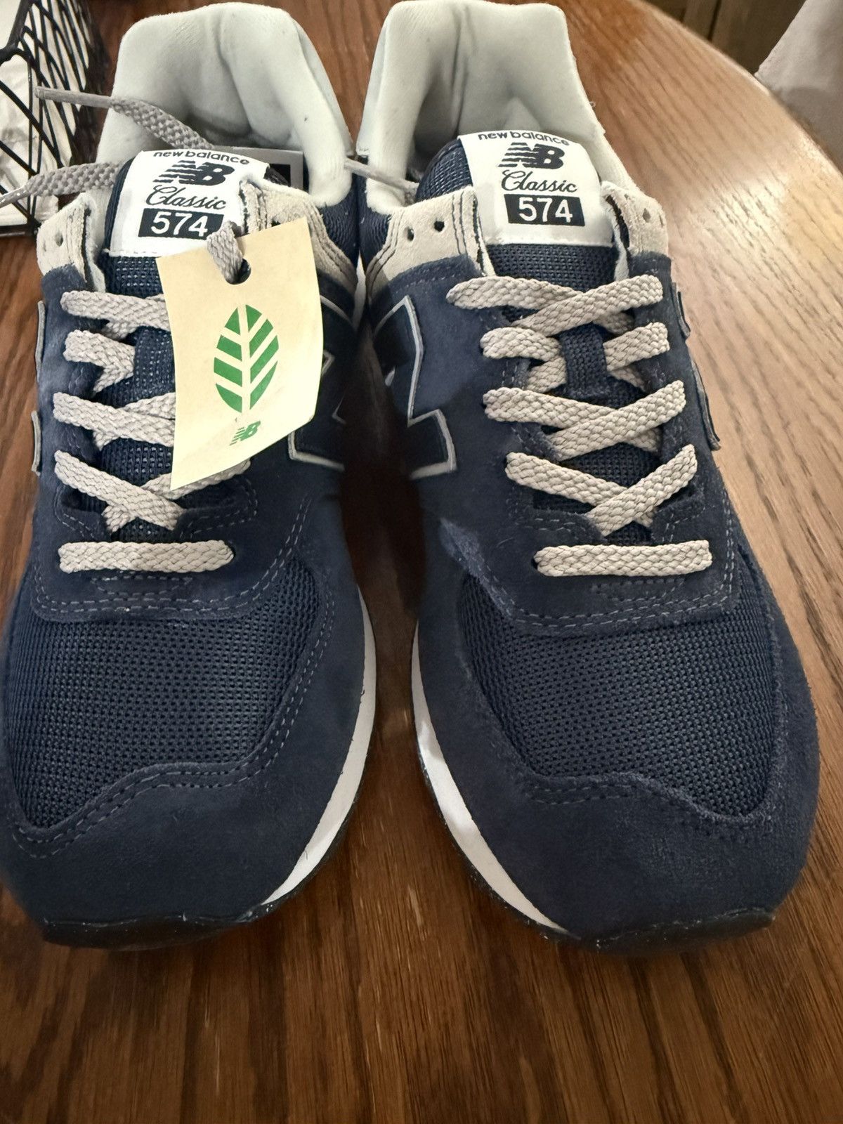 New Balance Men’s Newbalance 574 running shoe size 8 NEW Size US 8 / EU 41 - 5 Thumbnail