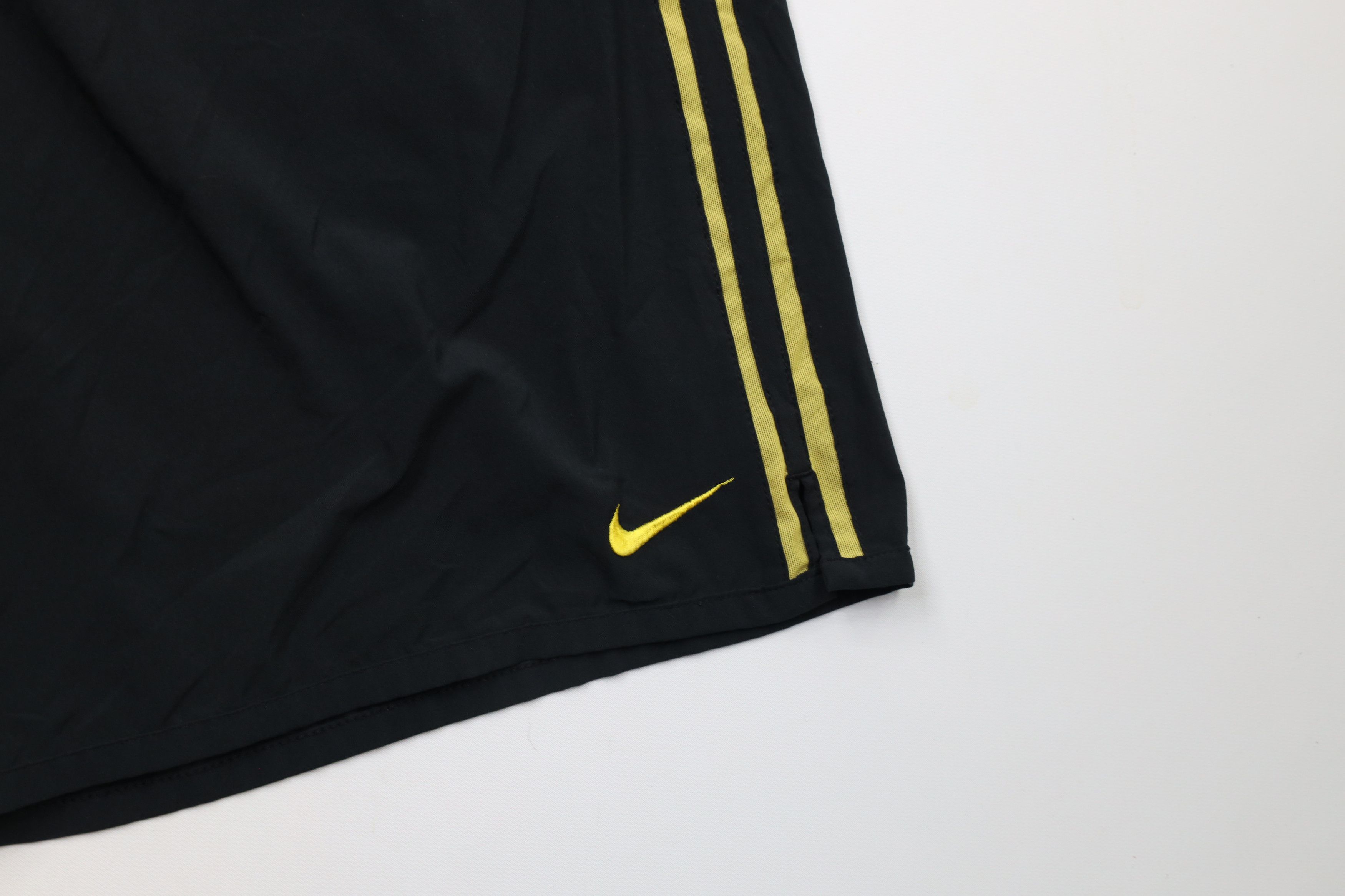 Nike × Vintage Vintage Nike Livestrong Mini Swoosh Striped Lined Shorts Size US 36 / EU 52 - 6 Thumbnail