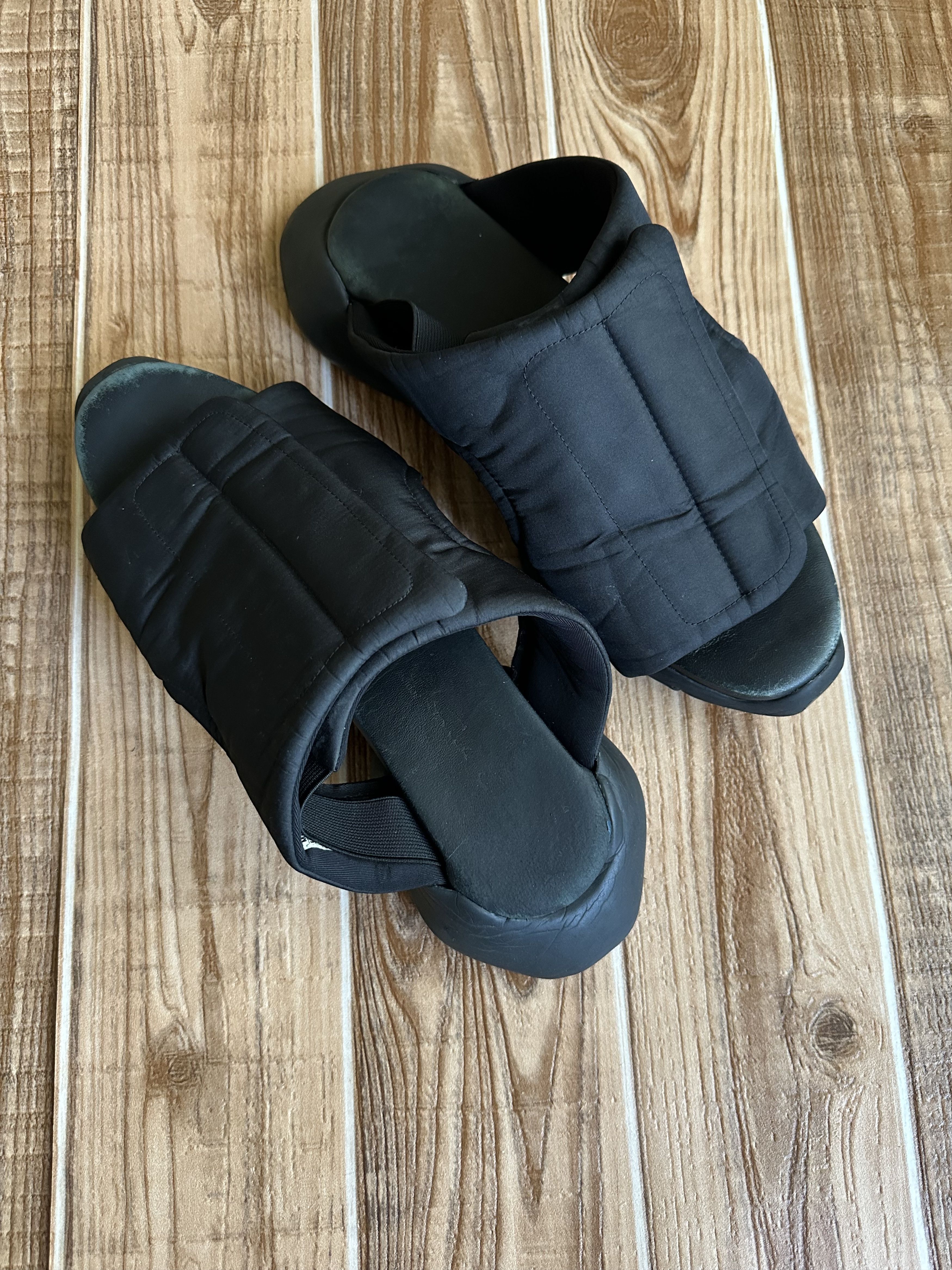 Adidas × Rick Owens × Rick Owens Drkshdw Rick owens co-signed adidas horseshoe slippers Size US 8 / EU 41 - 11 Thumbnail