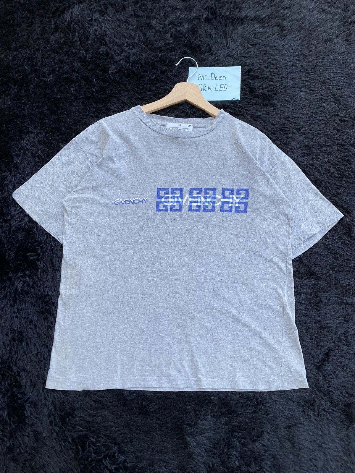 Givenchy Rare Vintage Givenchy Spellout Tshirt Size US L / EU 52-54 / 3 - 2 Thumbnail