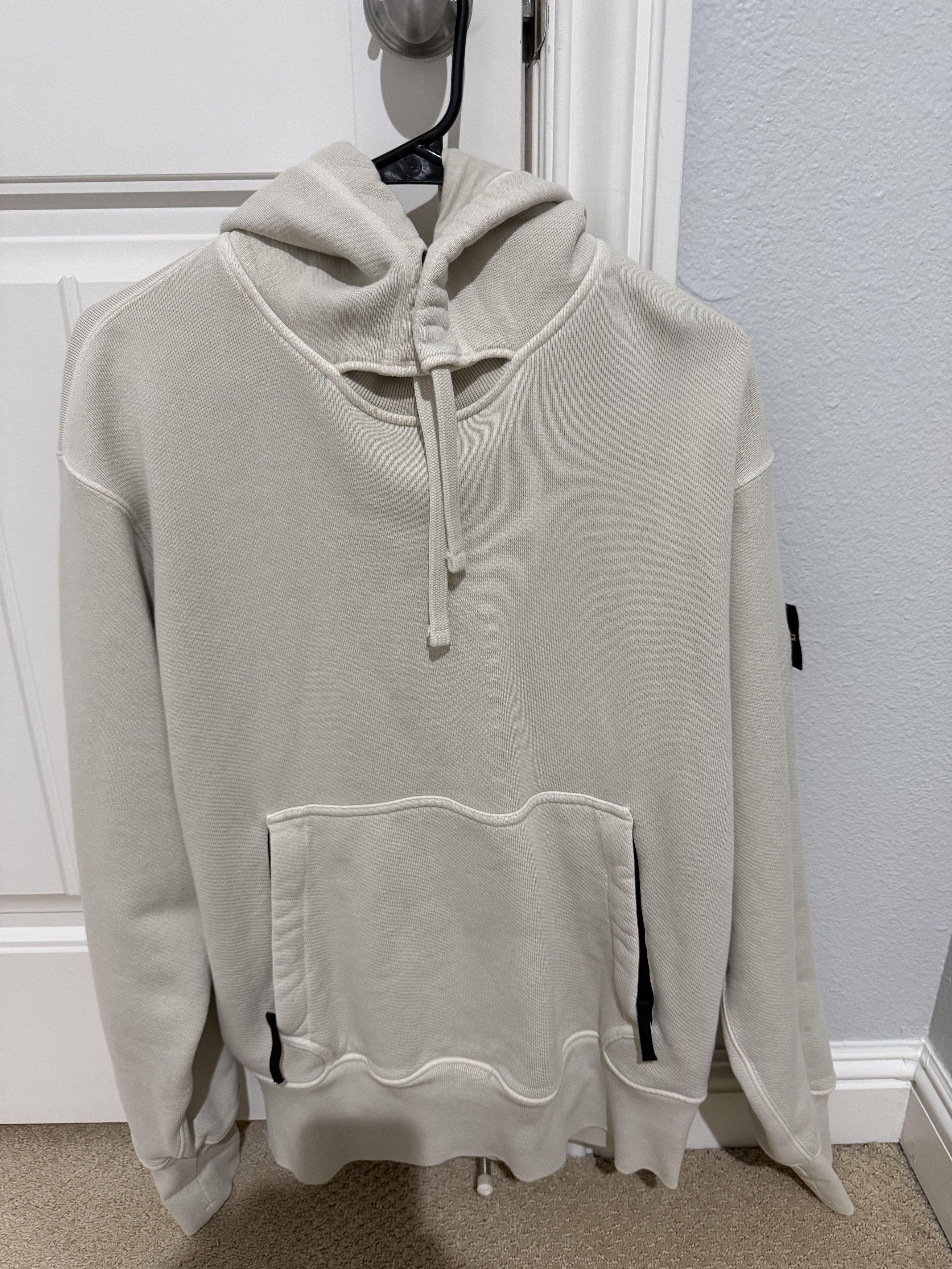 Stone Island Stone Island Off-White Garment-Dyed Hoodie Size US M / EU 48-50 / 2 - 2 Thumbnail