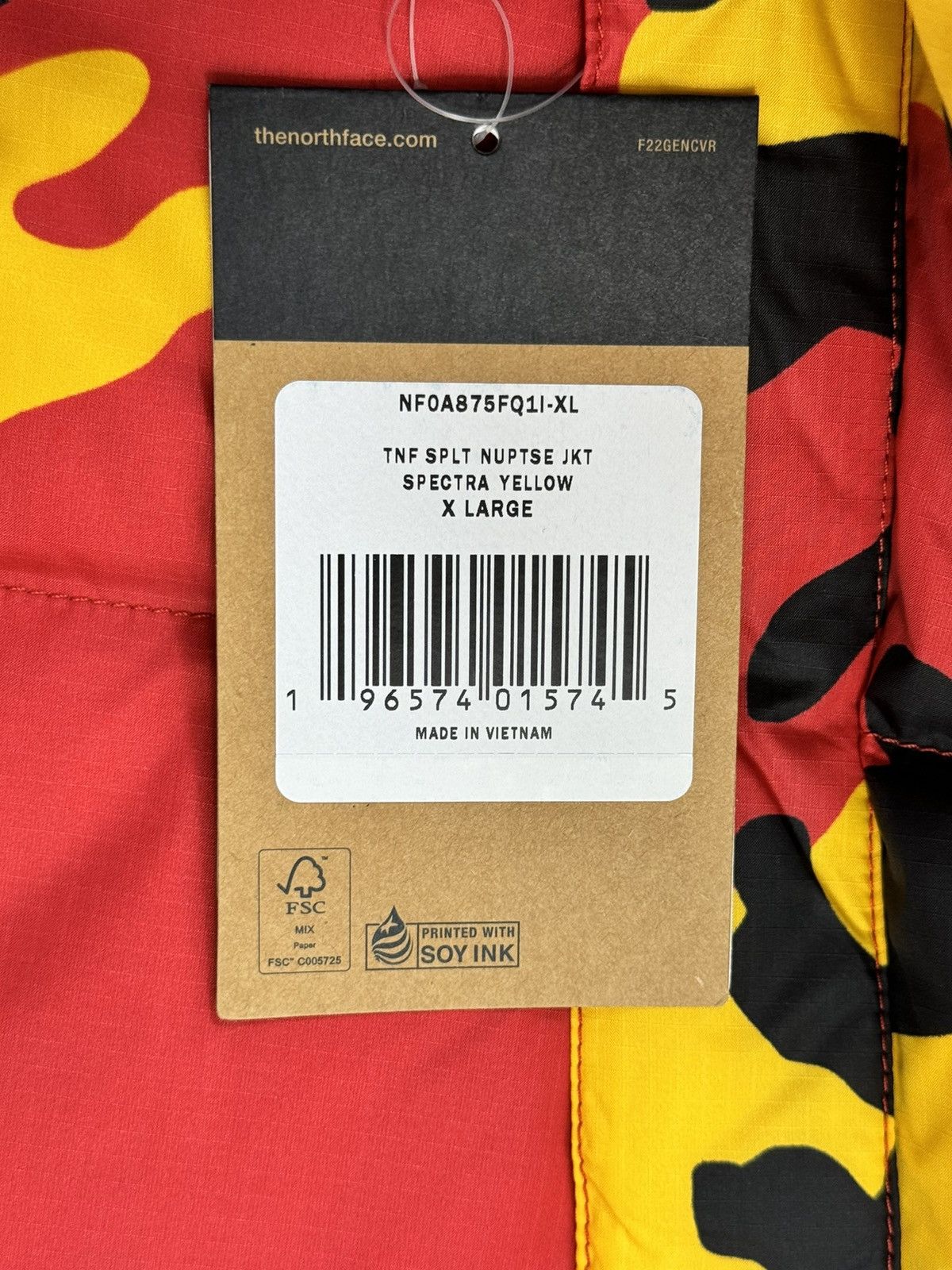 Supreme × The North Face ZIP SPLIT CAMO PUFFER JACKET Size US XL / EU 56 / 4 - 7 Thumbnail