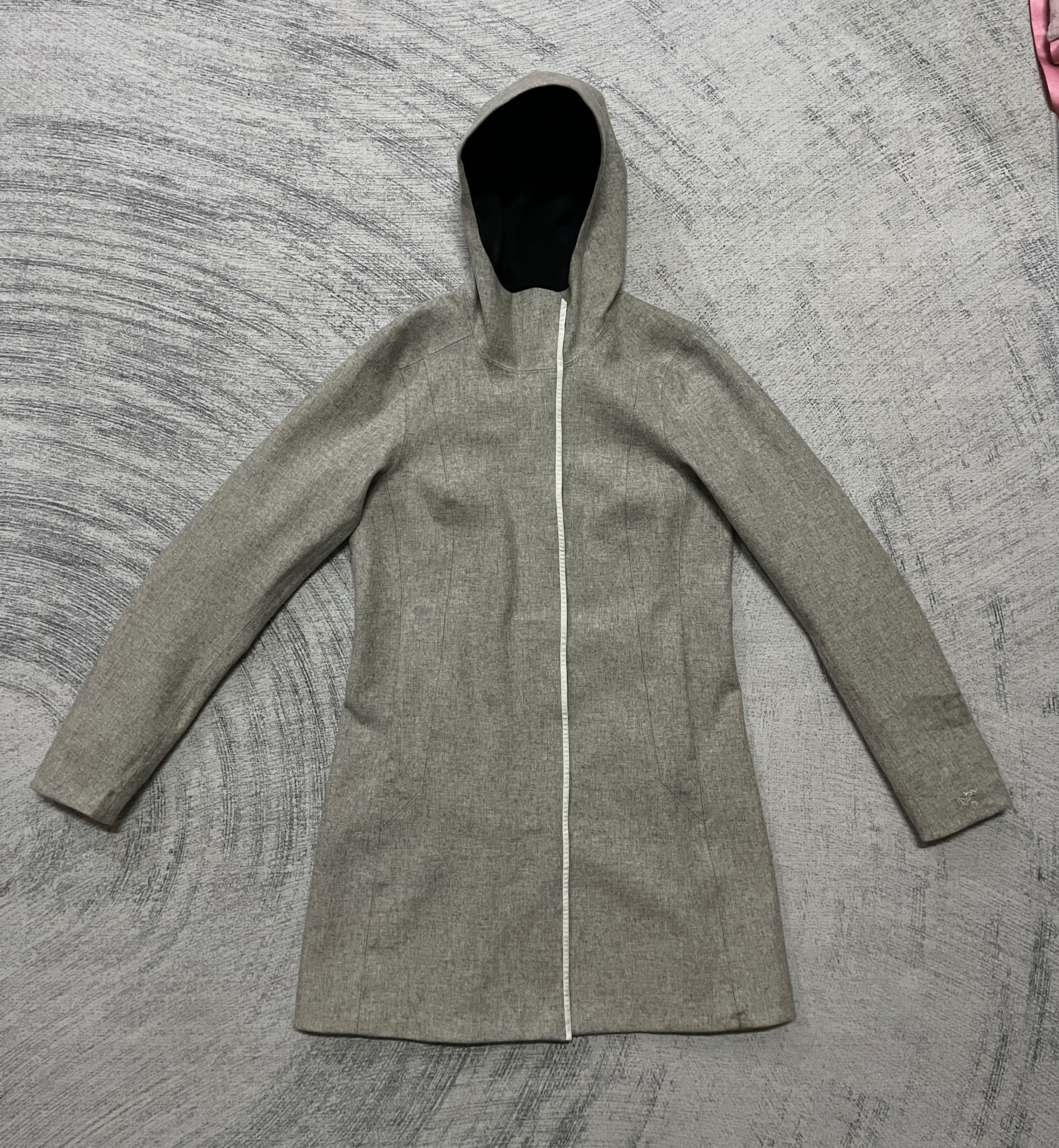 Arc'teryx Arcteryx Embra Coat Light Grey Long Jacket Size S / US 4 / IT 40 - 1 Thumbnail