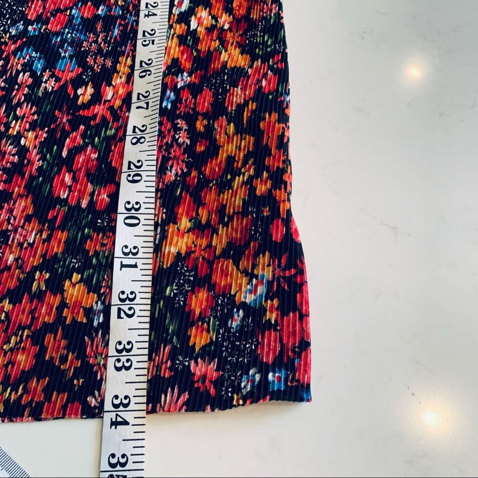 Zara Zara Micro Pleated Floral Detail Puff Sleeve Ruffled Dress Size M / US 6-8 / IT 42-44 - 9 Thumbnail
