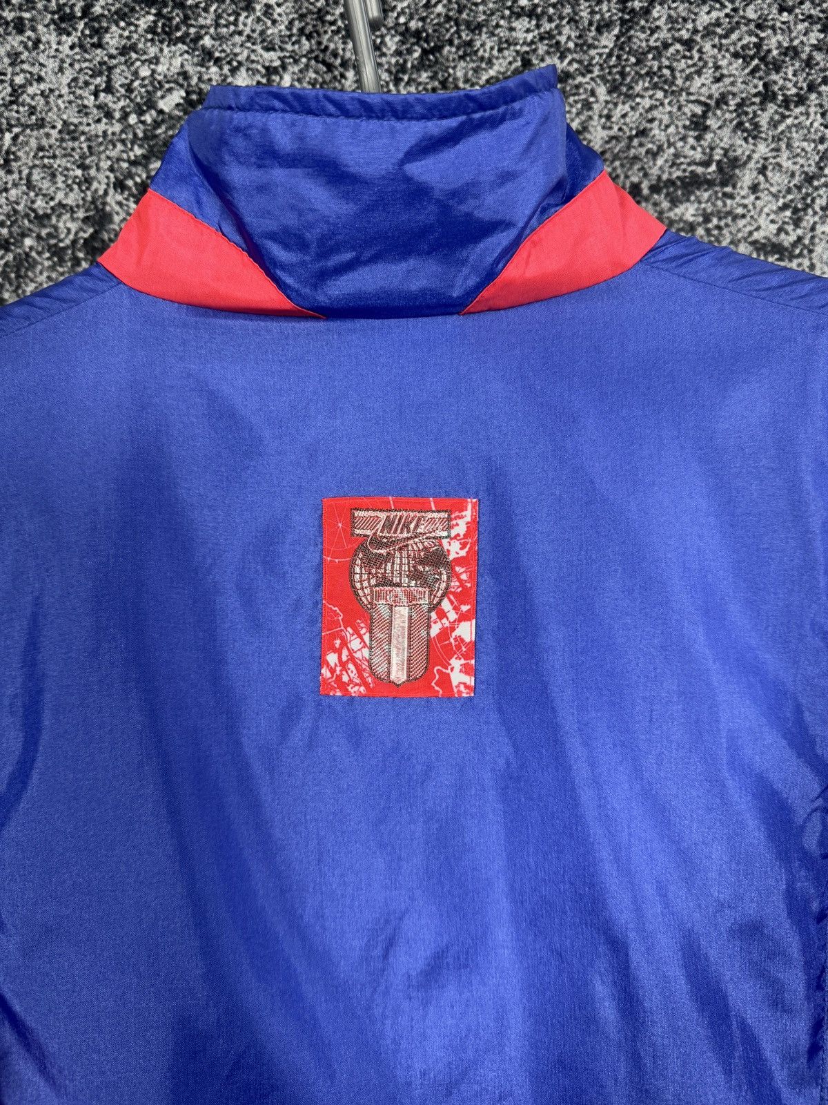 Nike Nike International Nylon Vintage Jacket Windbreaker Size S Size US S / EU 44-46 / 1 - 15 Thumbnail