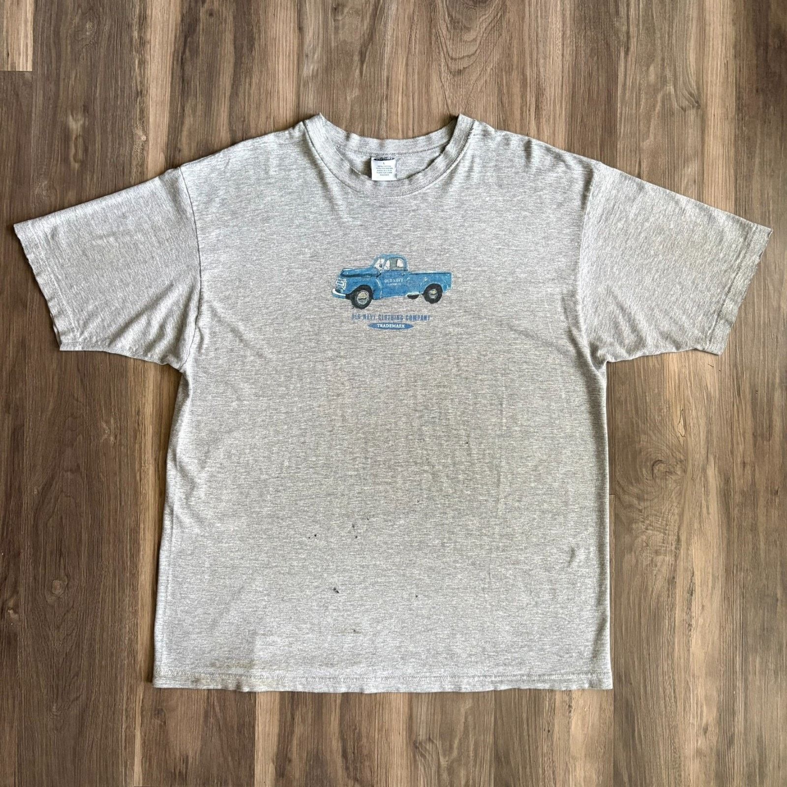 Old Navy × Vintage Vintage Old Navy T-Shirt Men's Size L Distressed Thrashed Size US L / EU 52-54 / 3 - 2 Thumbnail