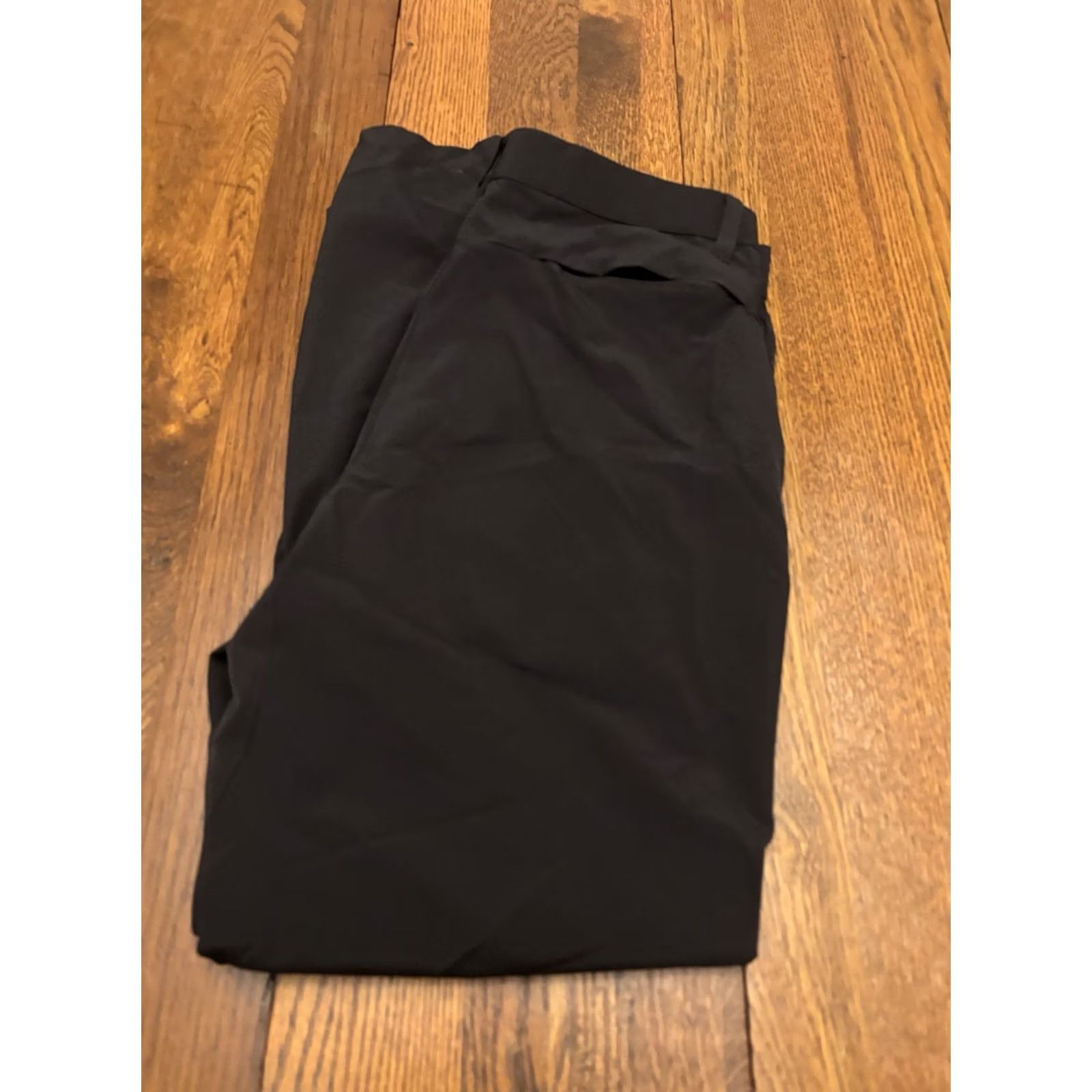 Fabletics Fabletics the Fundamental Pant Athletic Black 32x32 Men's Khakis Tapered Regular 32 Gym & Training Athletic... Size US 32 / EU 48 - 5 Thumbnail
