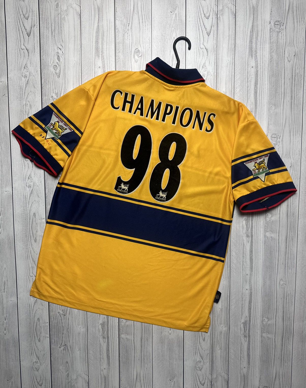 Vintage Vintage Nike Arsenal soccer jersey Champions 1998 XL yellow Size US XL / EU 56 / 4 - 1 Thumbnail