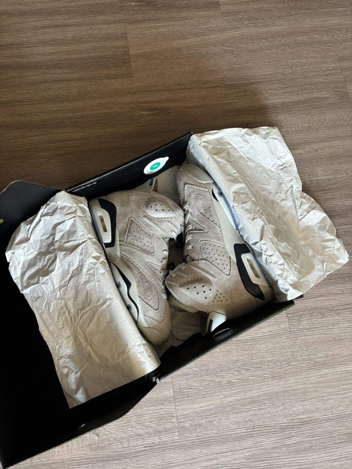 Jordan Brand × Nike Jordan 6 Georgetown Size US 10.5 / EU 43-44 - 2 Thumbnail