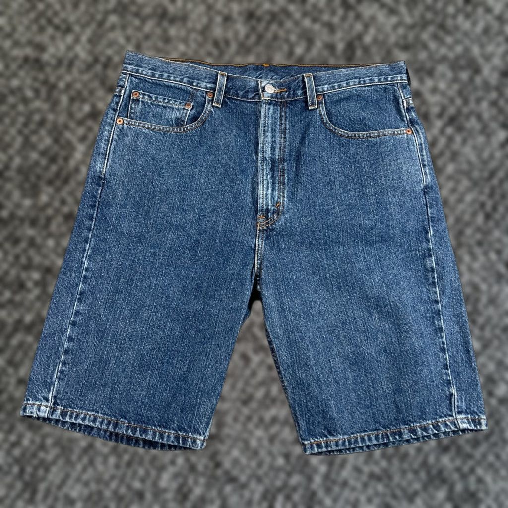 Levi's VINTAGE Levi's Shorts Bermuda Mens 36 Blue Denim Casual 90s Made in Colombia Size US 36 / EU 52 - 1 Thumbnail