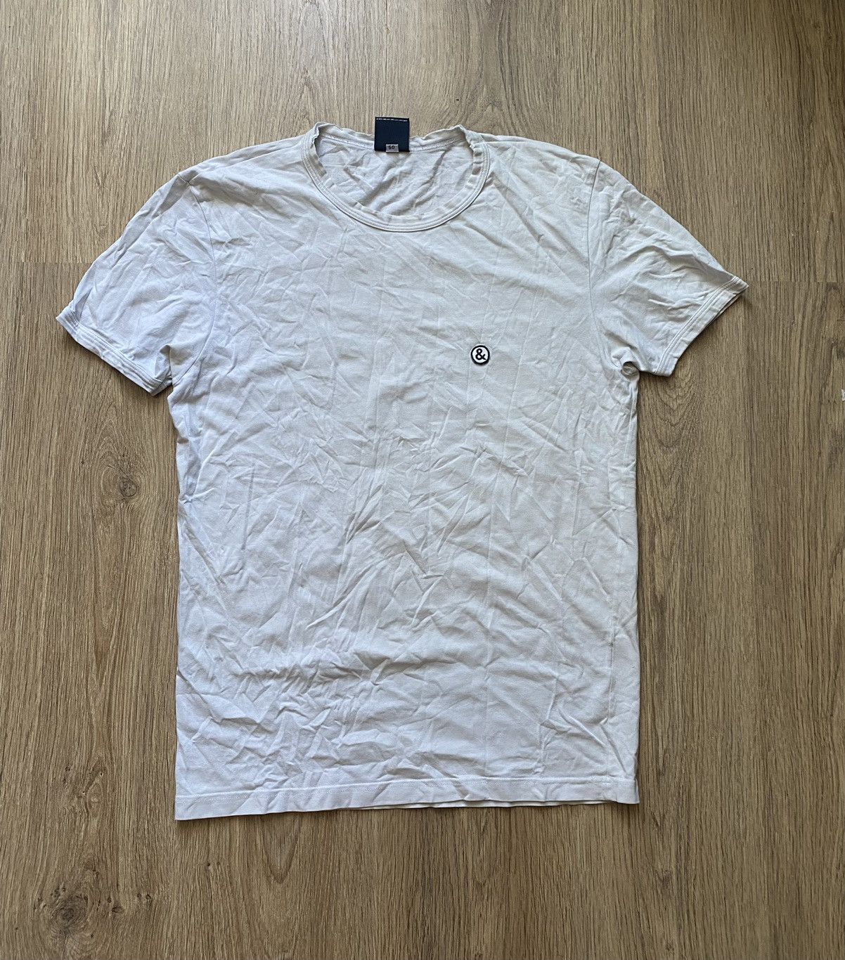 Dolce & Gabbana × Vintage Vintage Dolce Gabbana distressed neck luxury logo t shirt Size US M / EU 48-50 / 2 - 1 Thumbnail