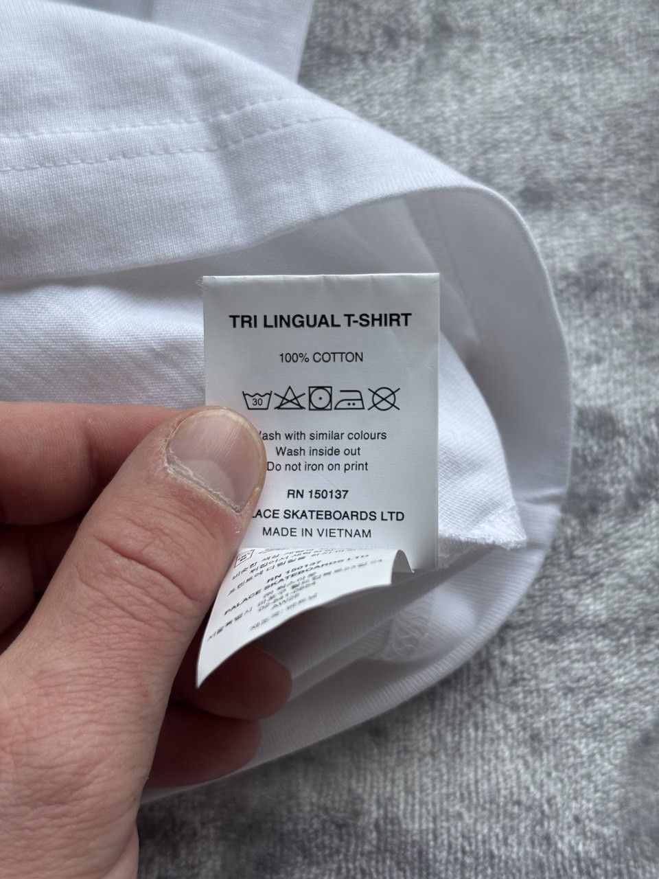Palace Palace Ukraine Tri Lingual T-Shirt White Size US S / EU 44-46 / 1 - 7 Thumbnail