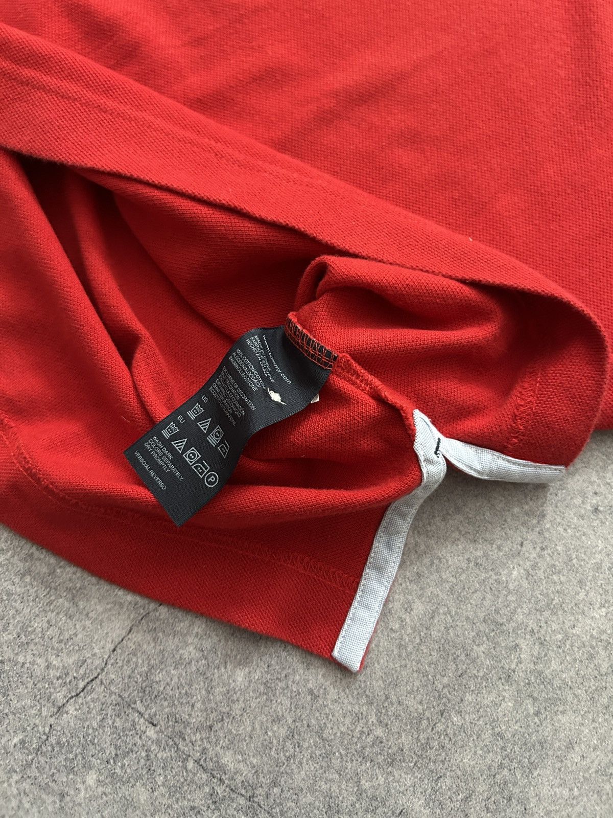 Tommy Hilfiger × Vintage Vintage Tommy Hilfiger big logo polos luxury Size US S / EU 44-46 / 1 - 4 Thumbnail