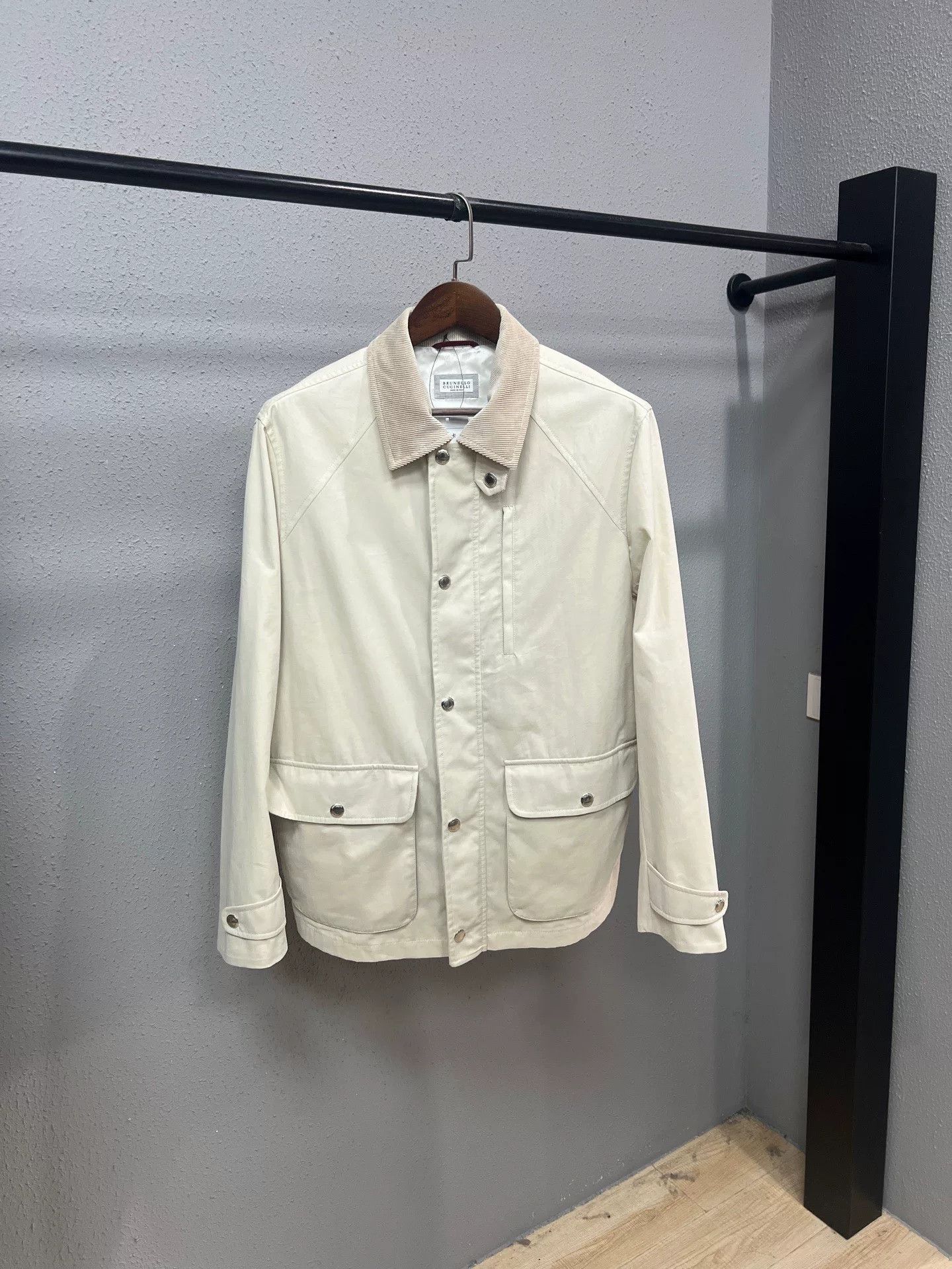 Brunello Cucinelli Brunello Cucinelli Beige Collar Hunting Jacket Size US M / EU 48-50 / 2 - 1 Thumbnail