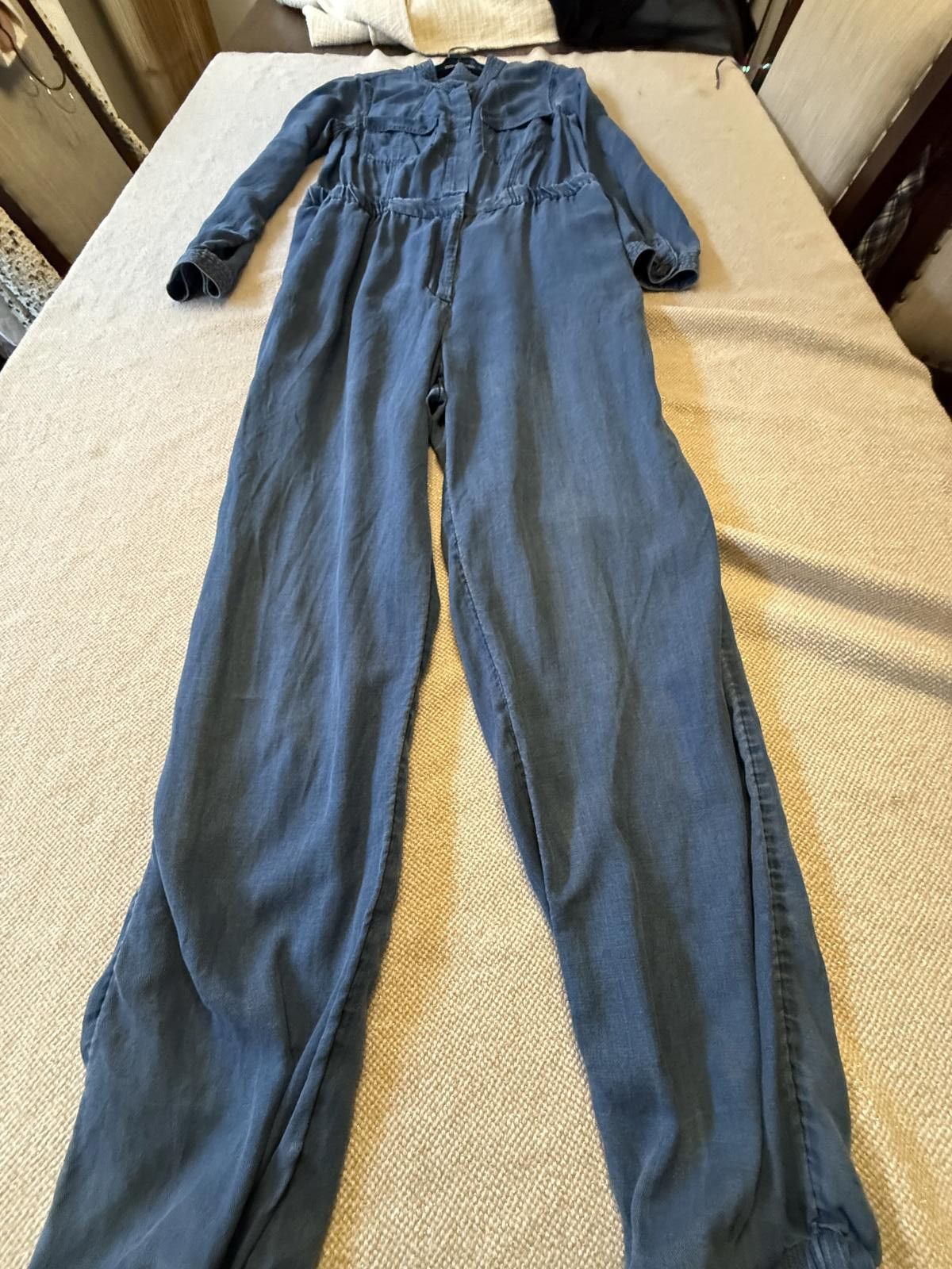 Banana Republic Banana Republic Women's Denim Jumpsuit Size 12 Tall Size 34" / US 12 / IT 48 - 1 Thumbnail